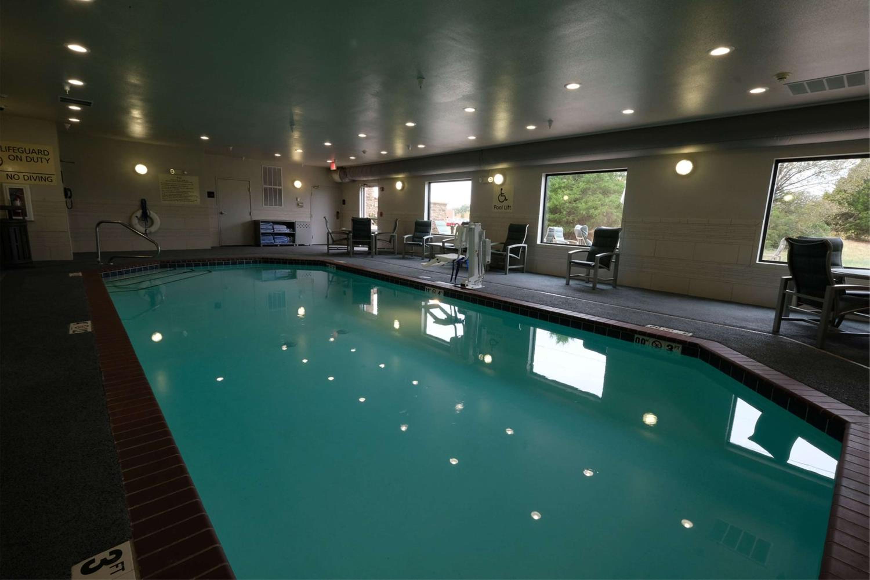 Searcy Vacations - Hampton Inn Searcy Arkansas - Property Image 2