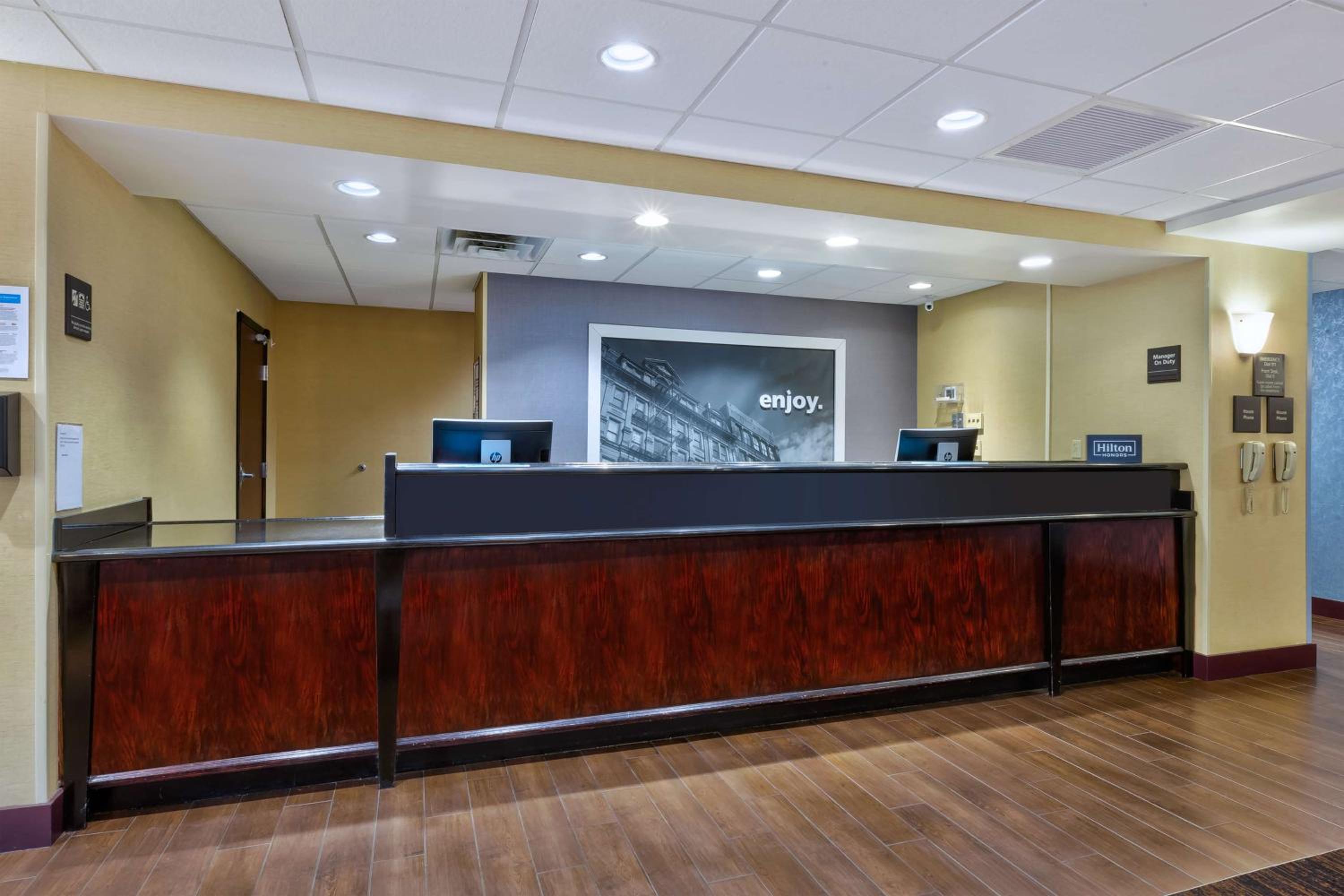 Hampton Inn Waterbury - Property Image 17