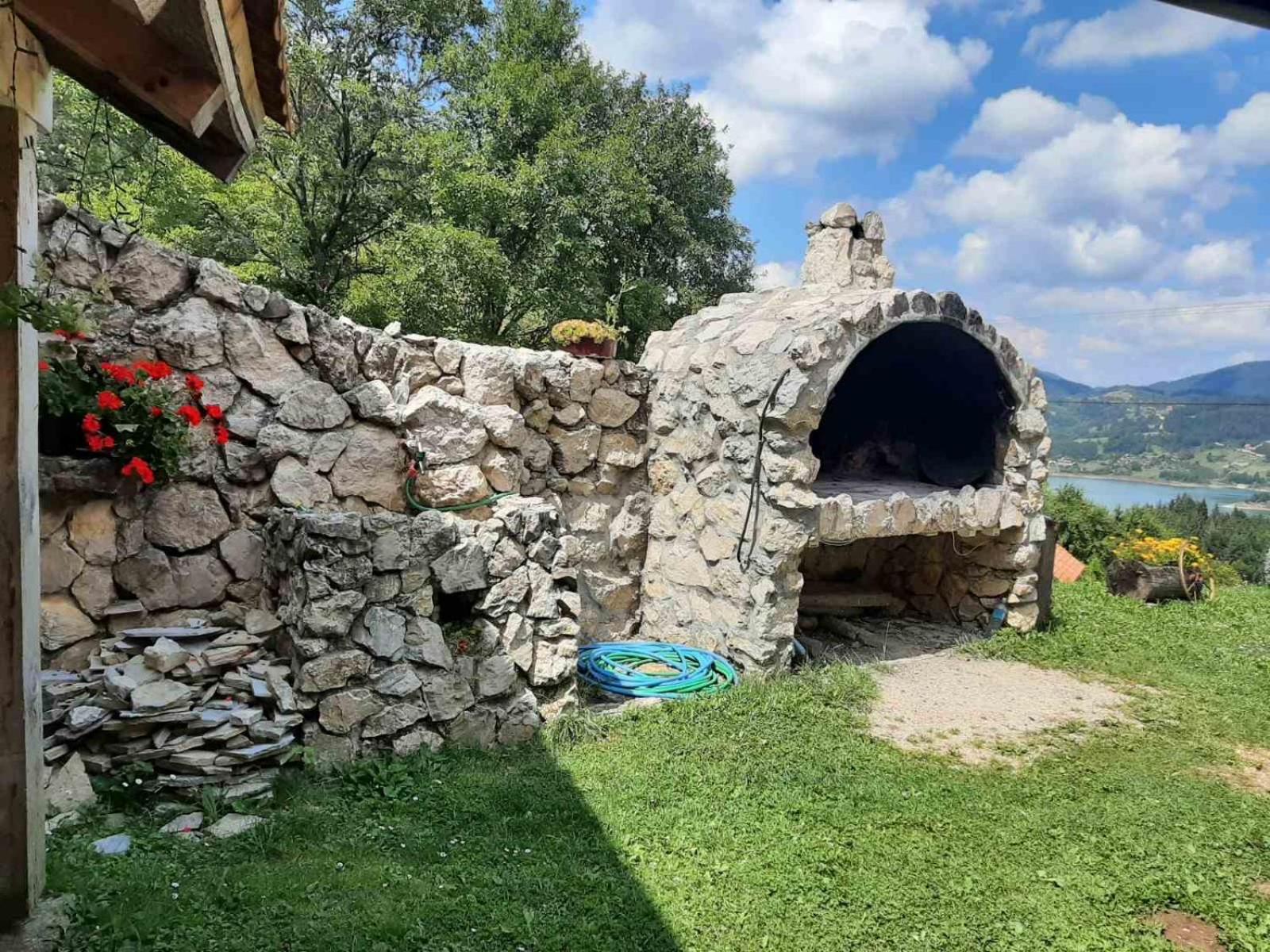 Photo 19