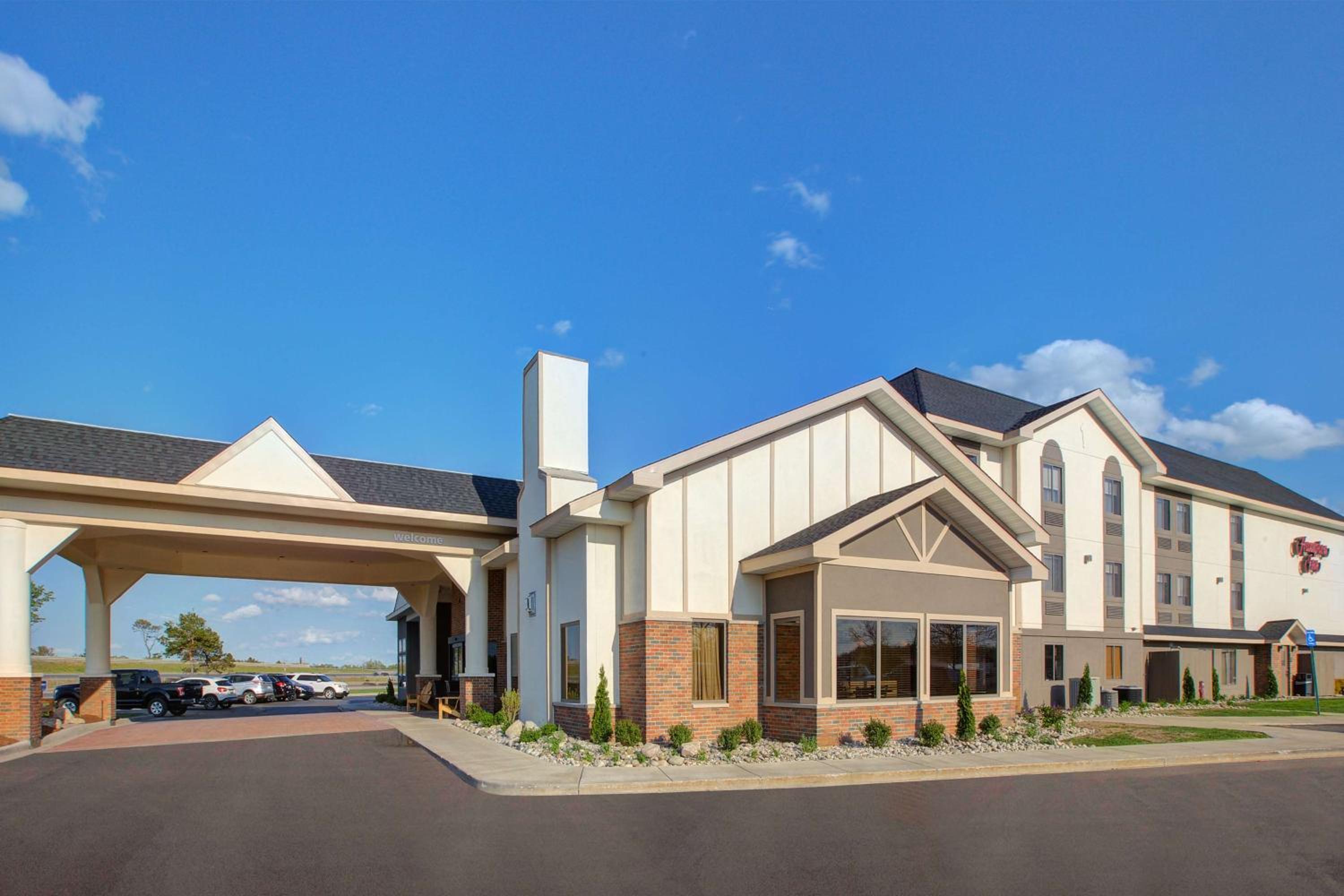 Gaylord Vacations - Hampton Inn Gaylord - Property Image 1