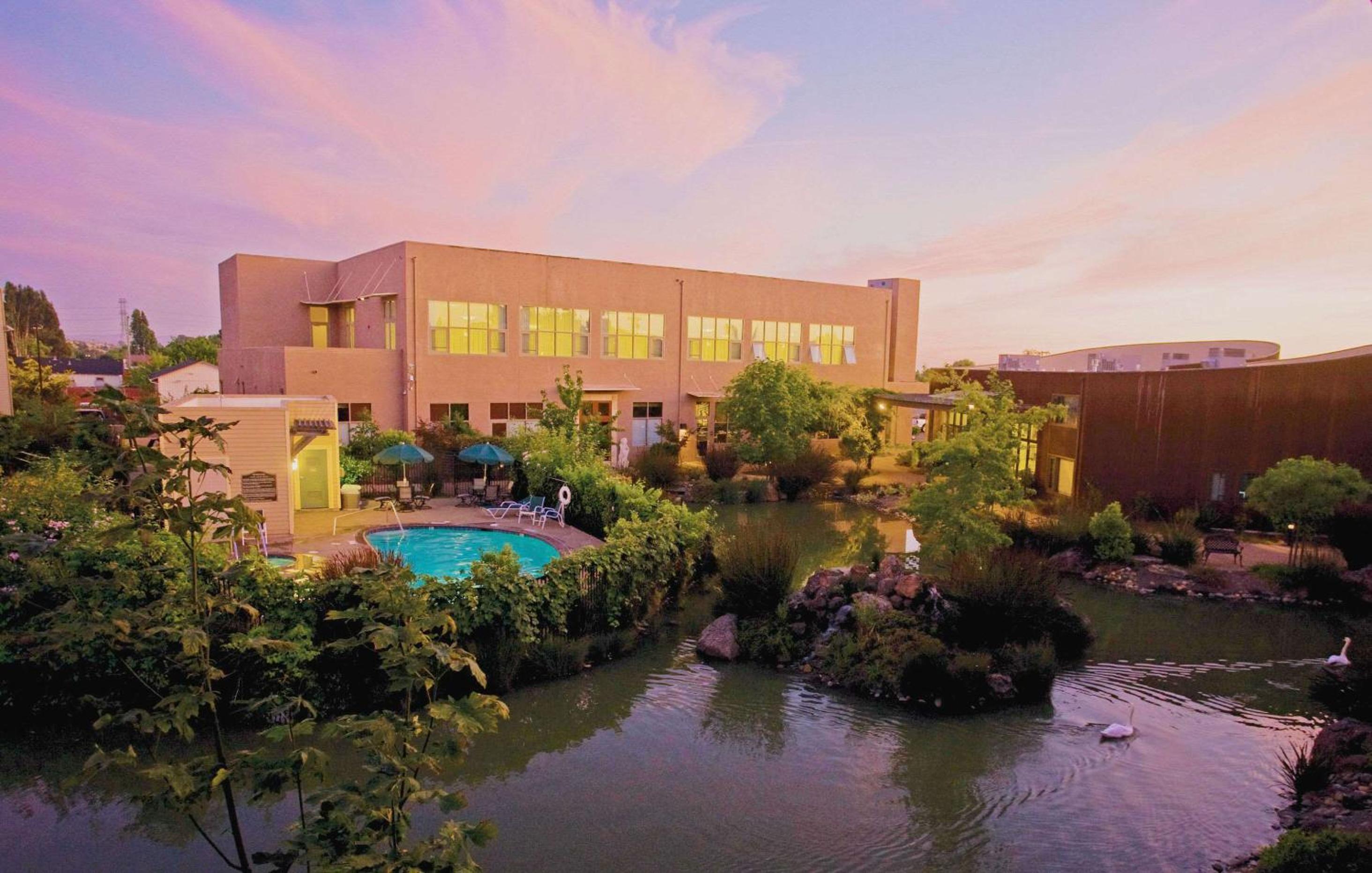 DoubleTree by Hilton Napa Valley - American Canyon - Property Image 4