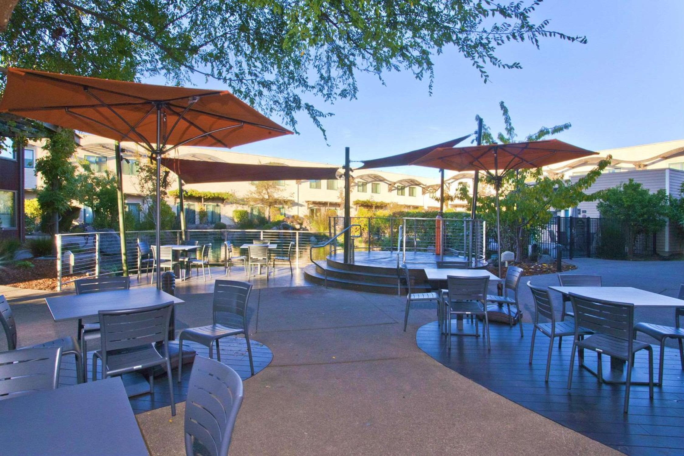 DoubleTree by Hilton Napa Valley - American Canyon - Property Image 7