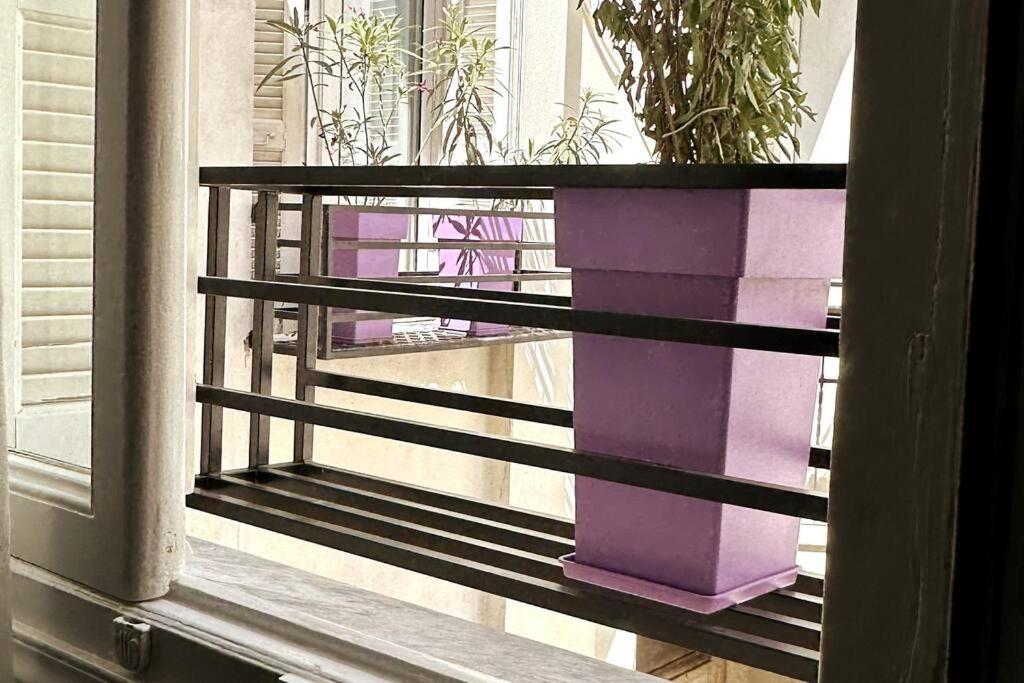 Atelier, an athenian apartment