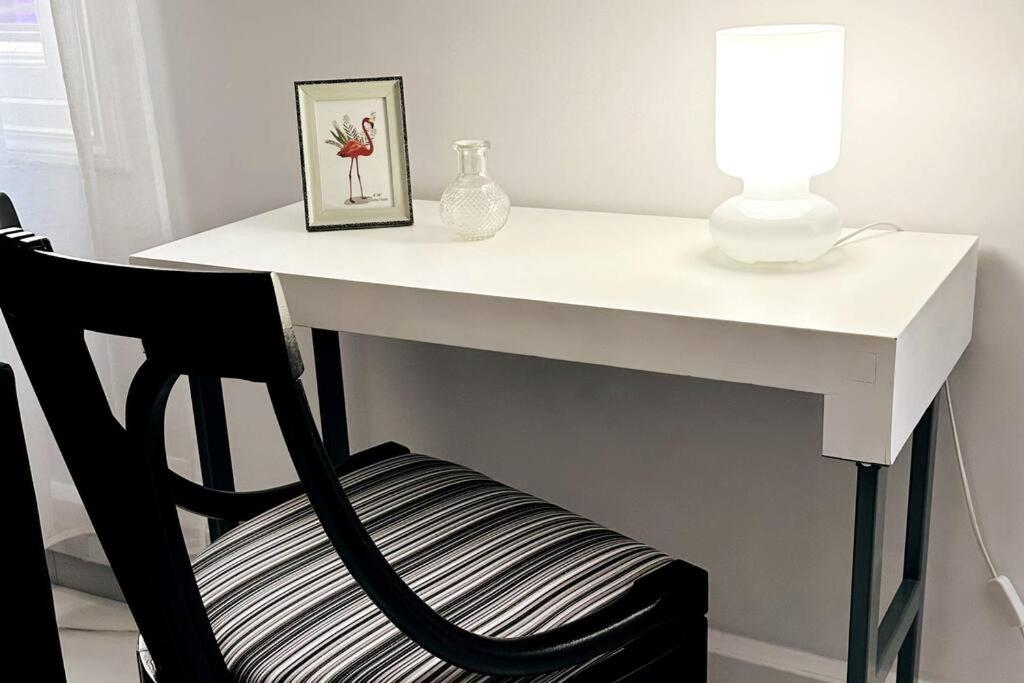Atelier, an athenian apartment