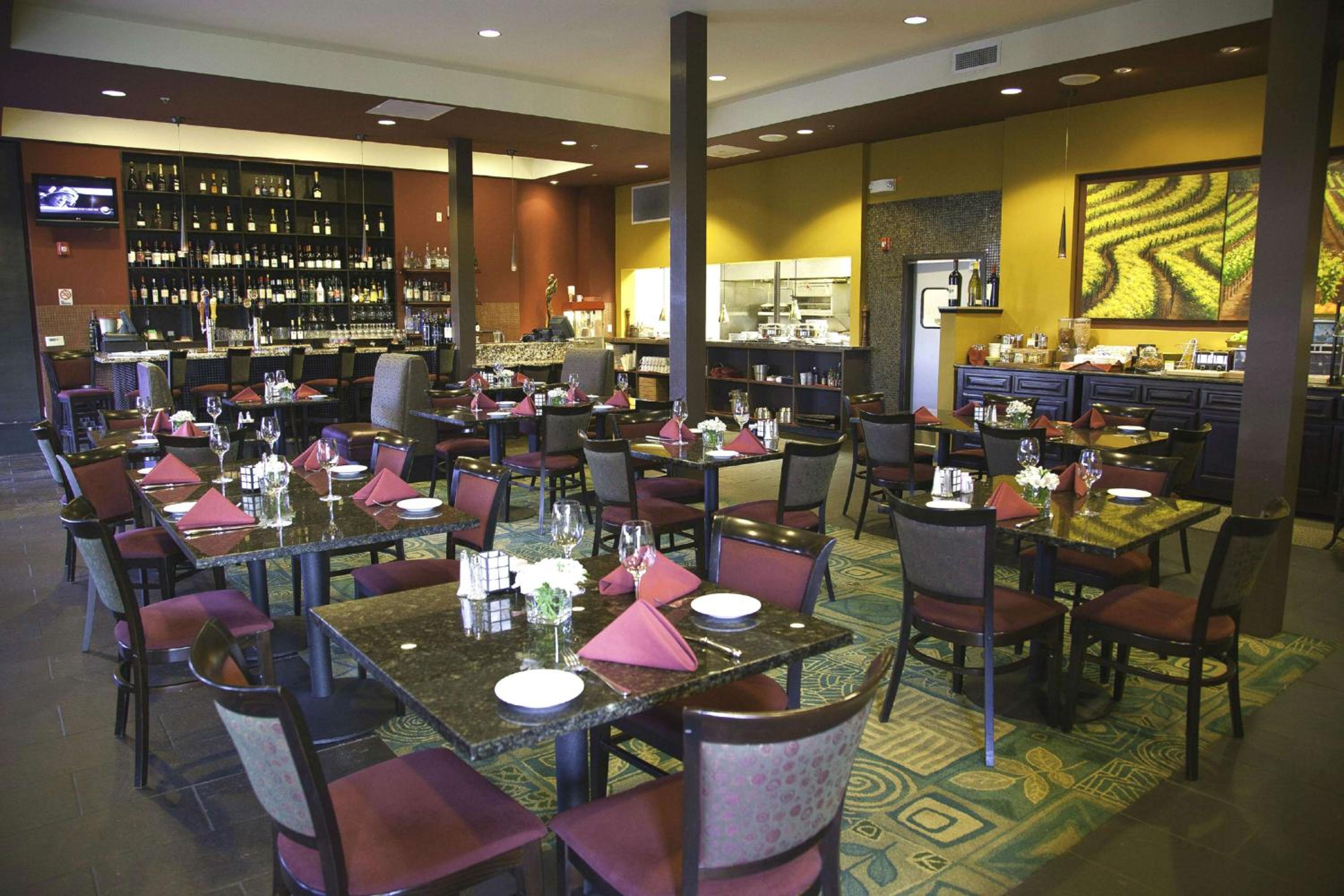 DoubleTree by Hilton Napa Valley - American Canyon - Property Image 15