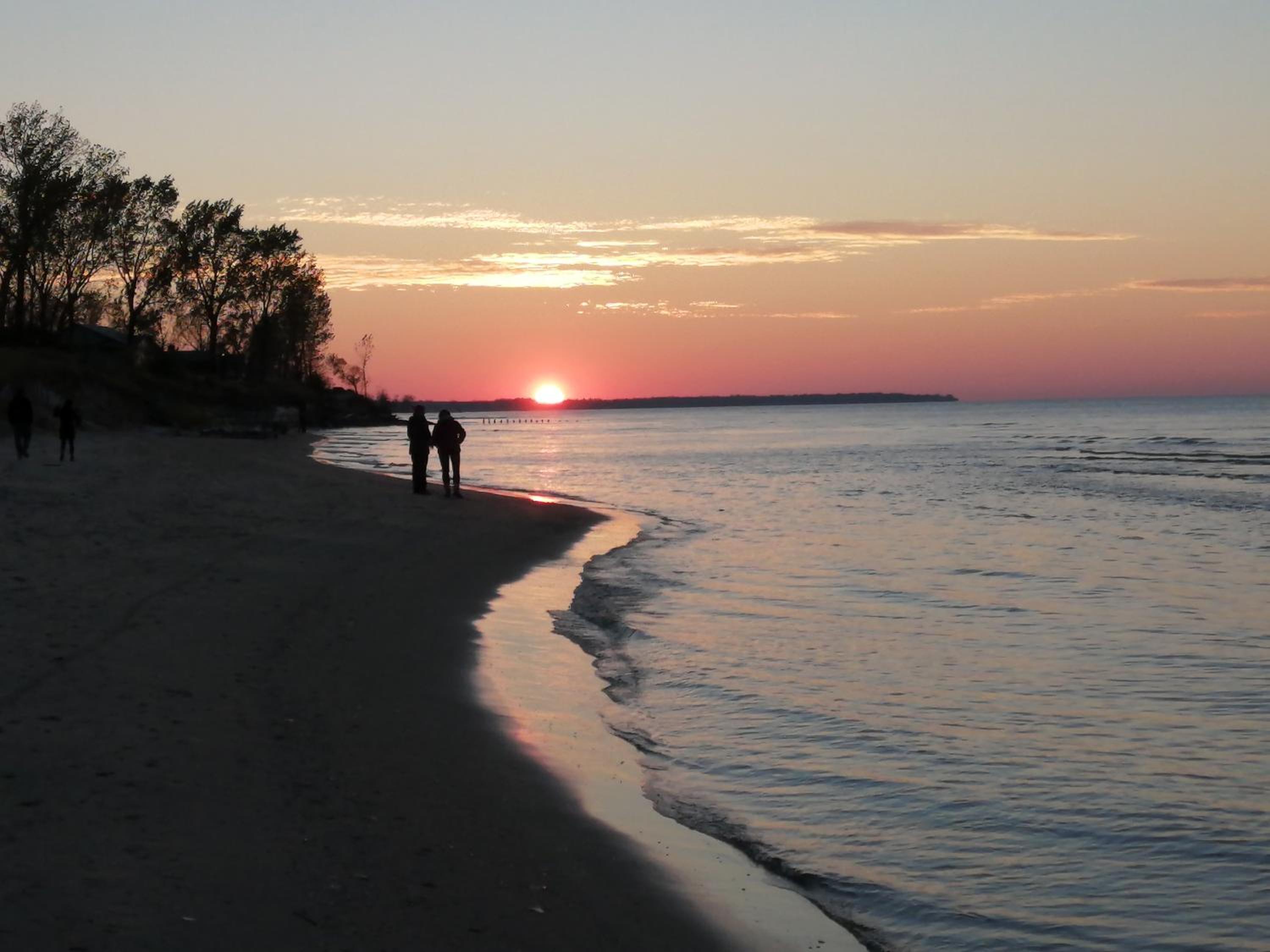 Tranquil Bay Lodge, 3 min walk to sand beach