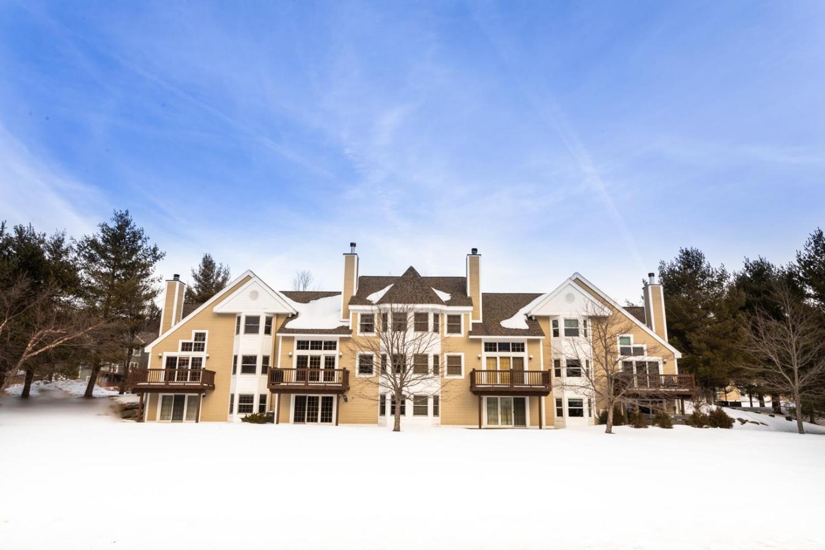 Mount Snow Lodging by Vail Resorts view 3