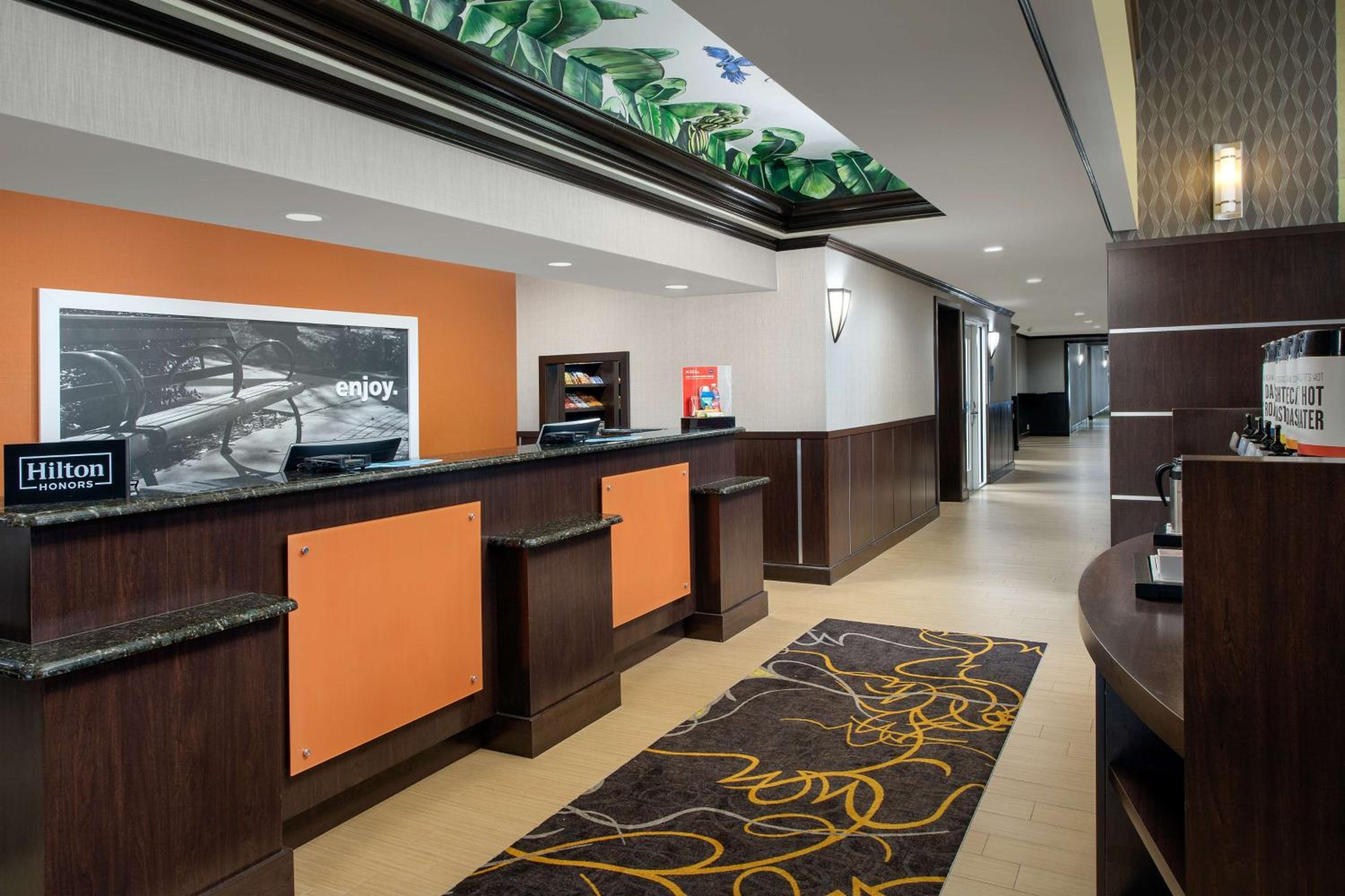 Lake City Vacations - Hampton Inn  Suites Lake City - Property Image 20