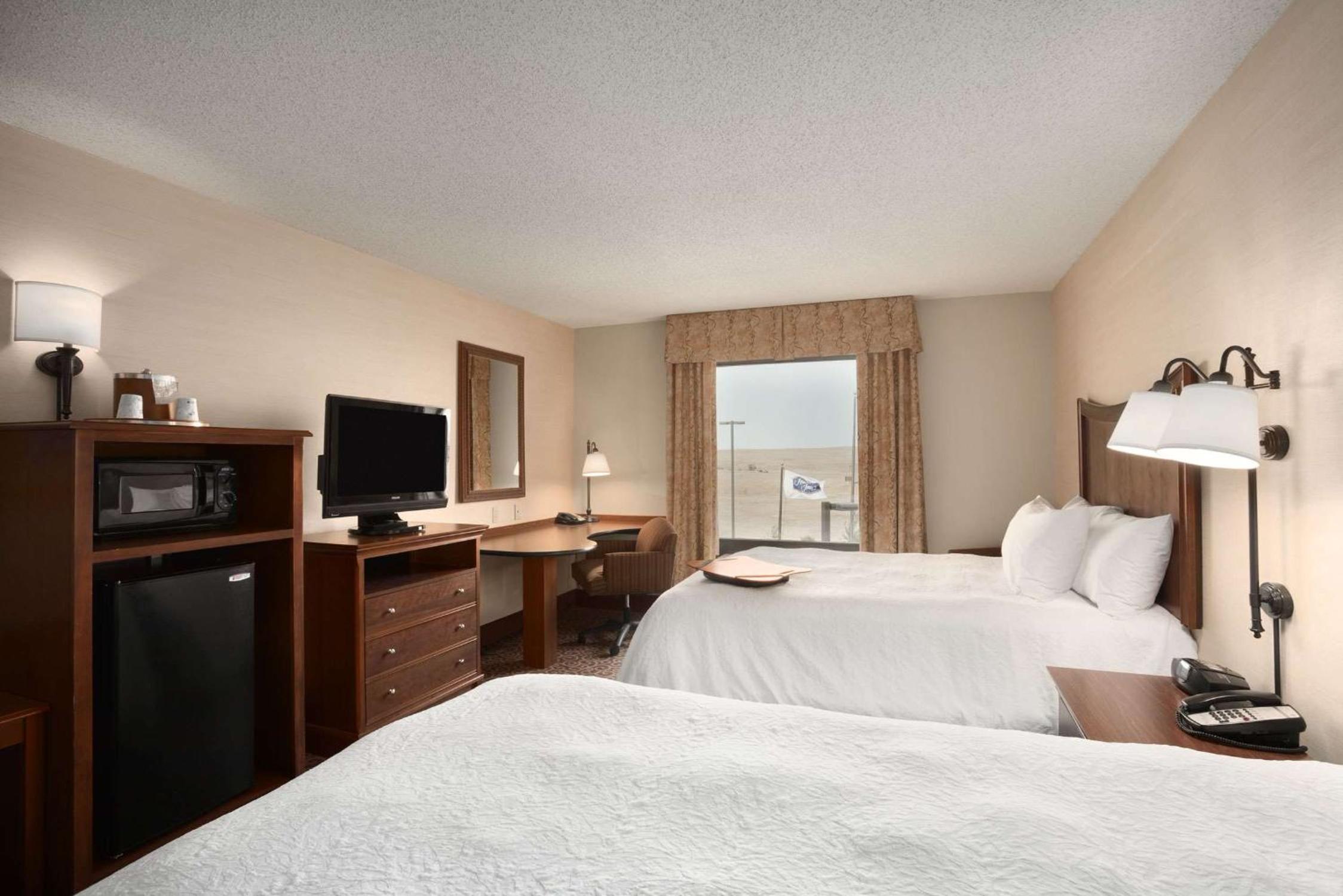 Sheridan Vacations - Hampton Inn Sheridan - Property Image 8