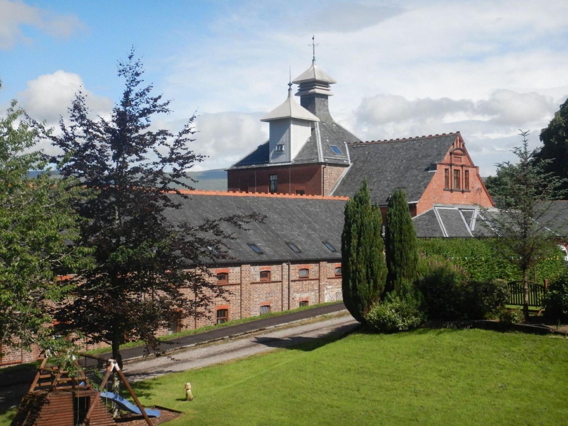 Old Whisky Distillery Apartment