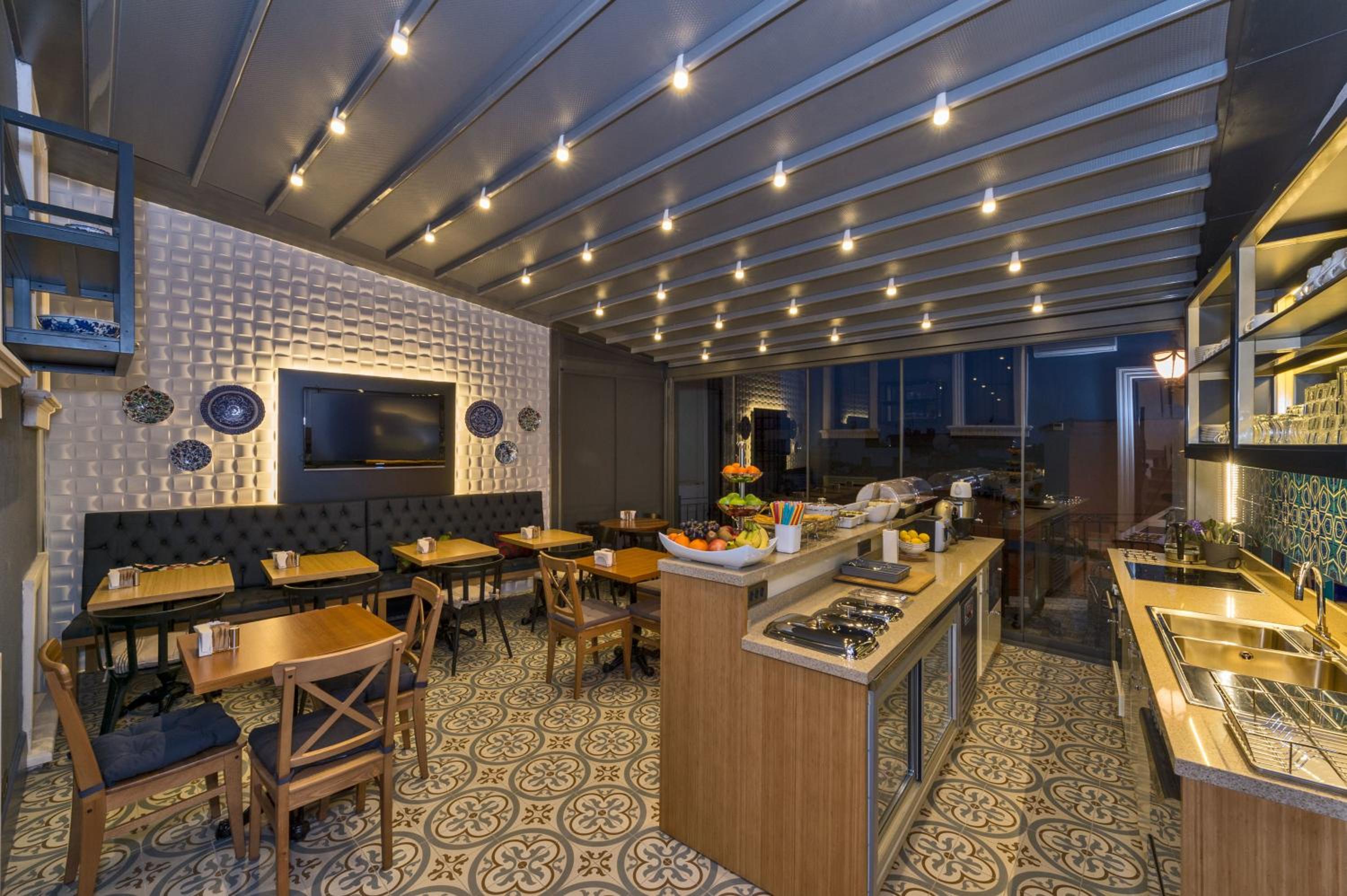 Four Doors Otel - Image 34