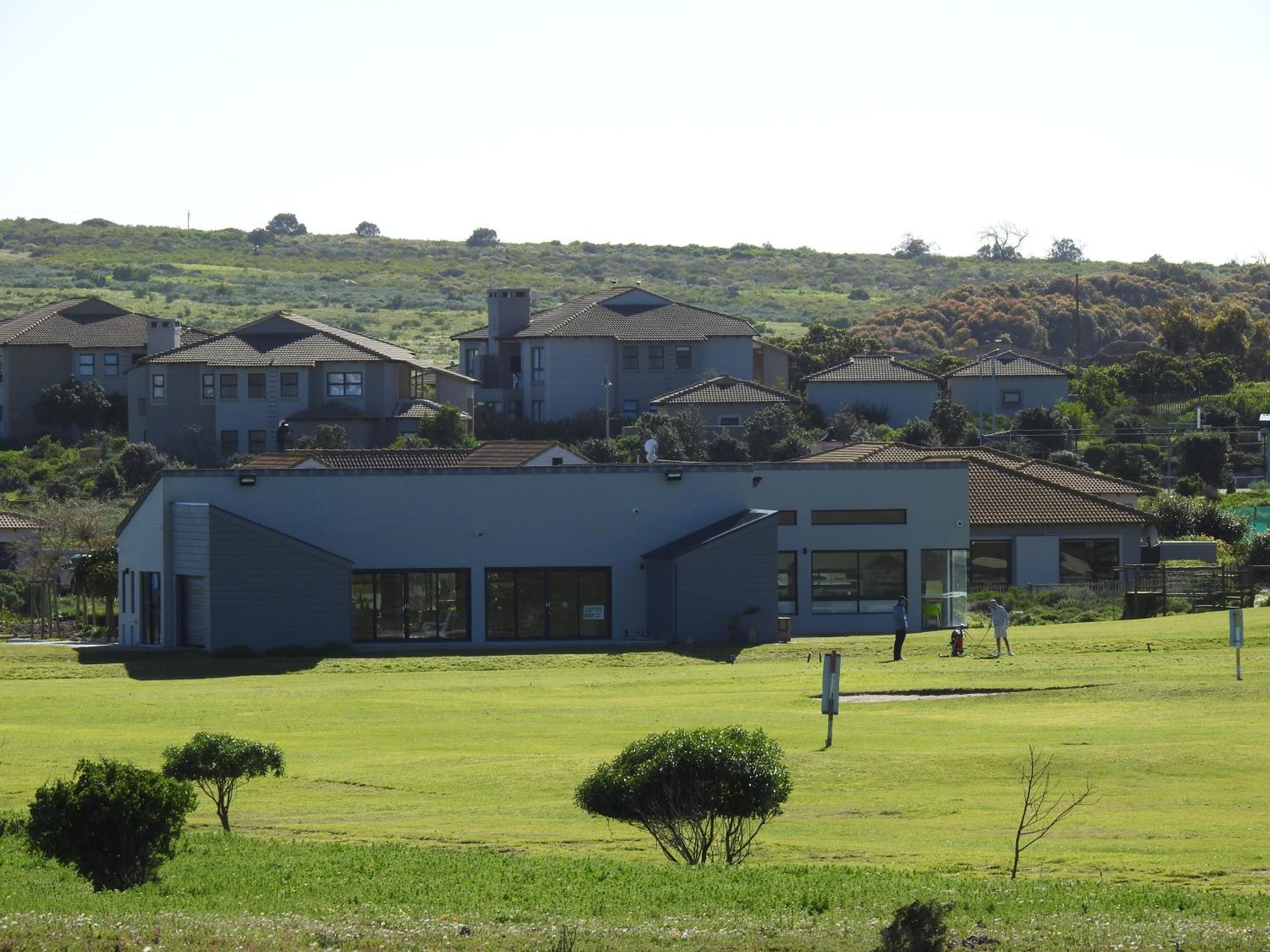 Golfers Haven Studio Apartment