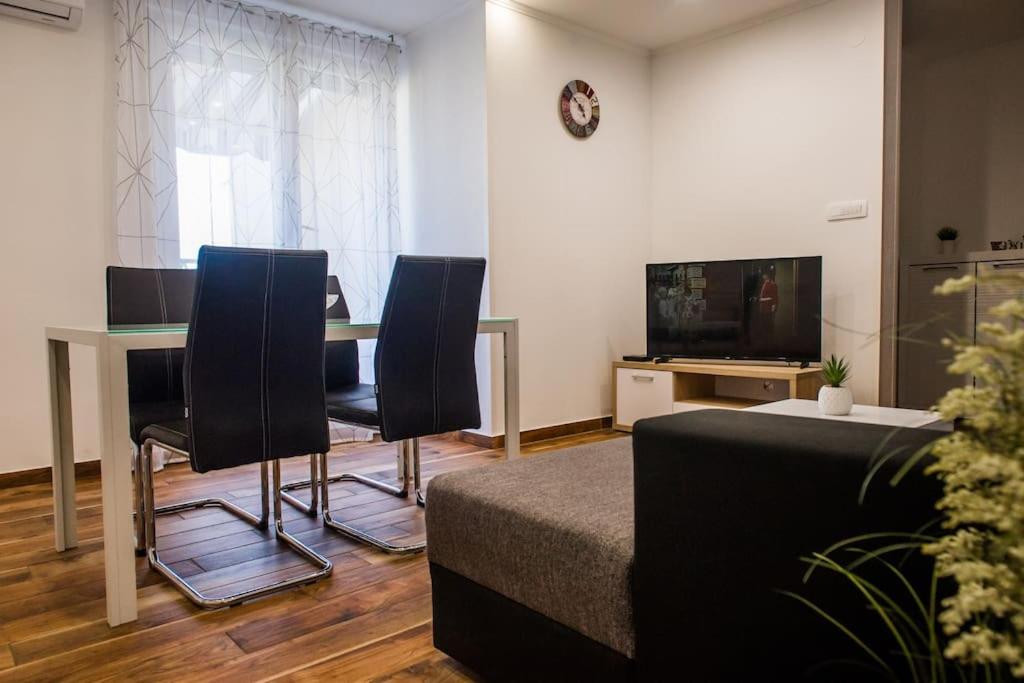 Apartment Faith