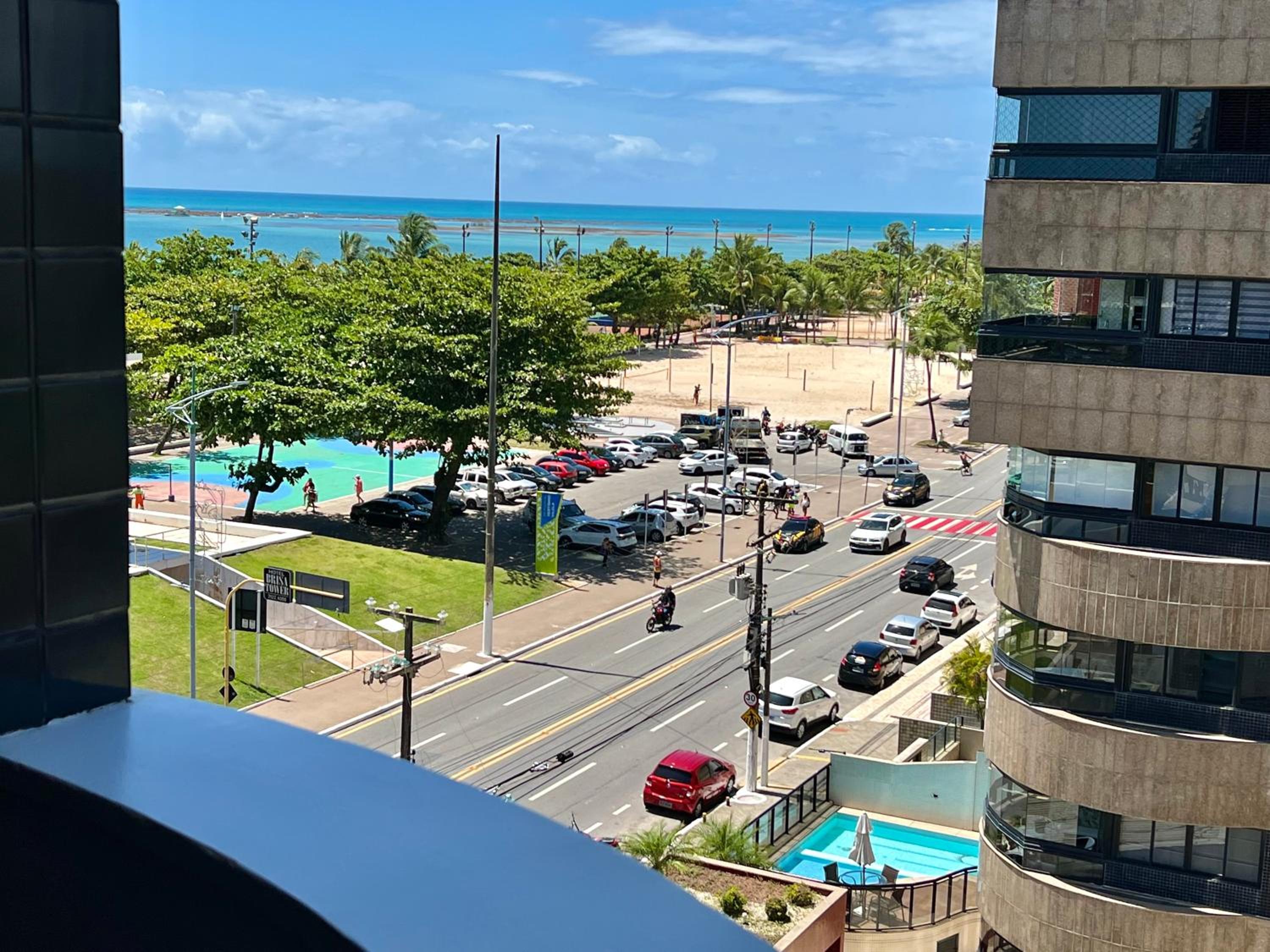 SEA TOWER 204 -Duplex Beira-Mar/quarto climatizado