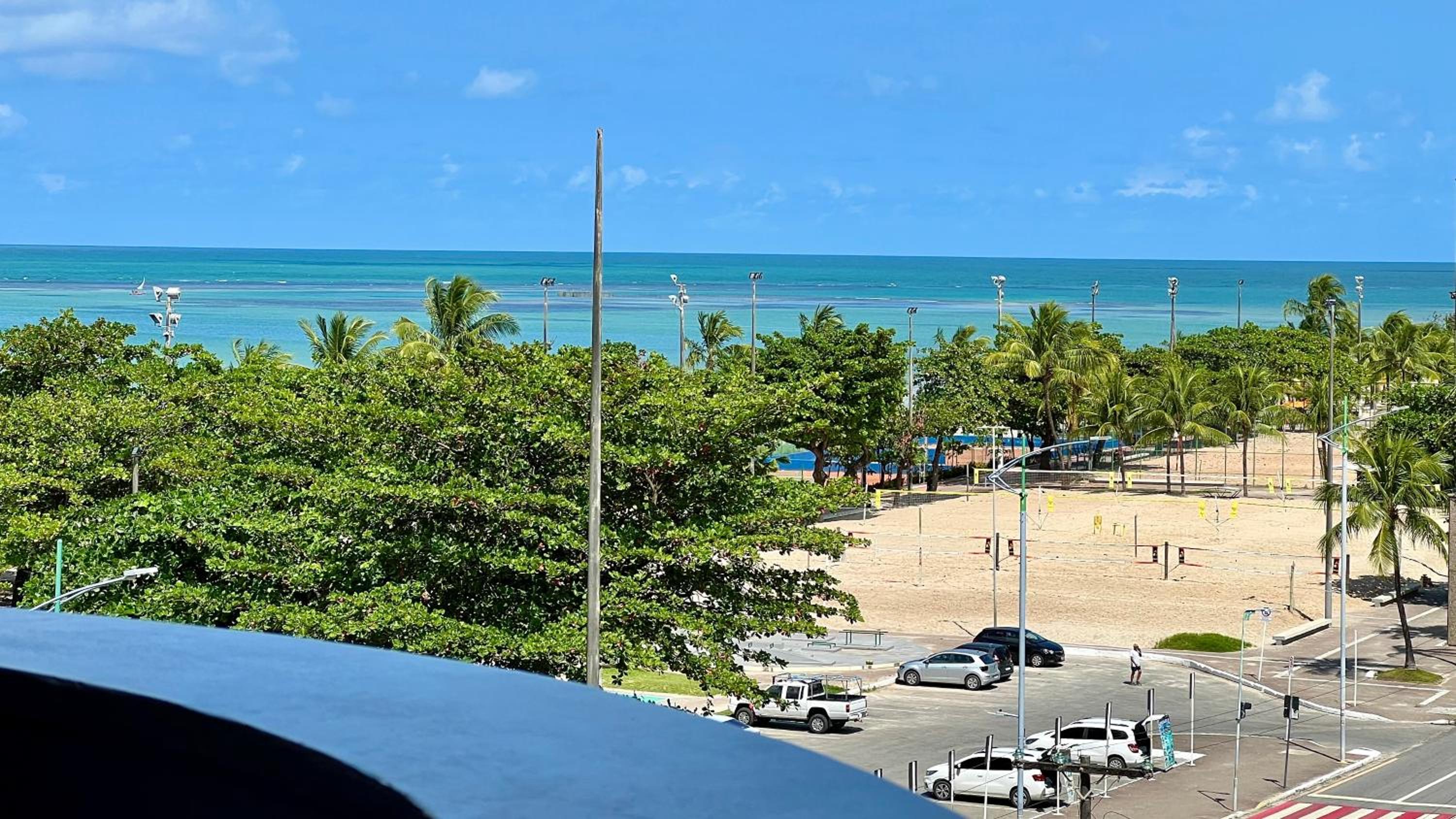 SEA TOWER 204 -Duplex Beira-Mar/quarto climatizado
