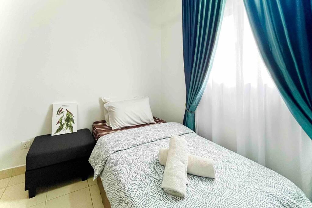 Alanis Suite Deluxe With Balcony @ KLIA City photo 3