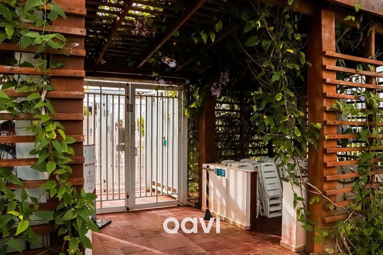 In Mare Bali Flat Paros by Qavi