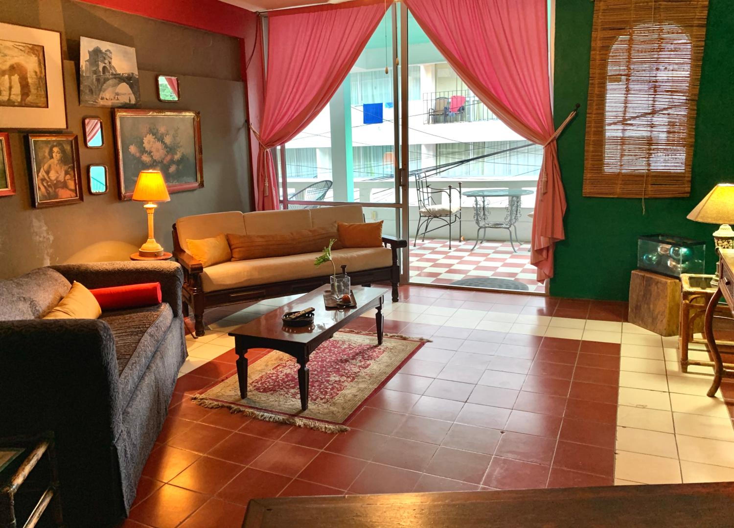 lounge