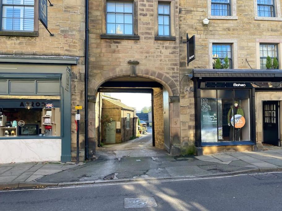 Cosy & quirky cottage in the heart of Bakewell. view 3