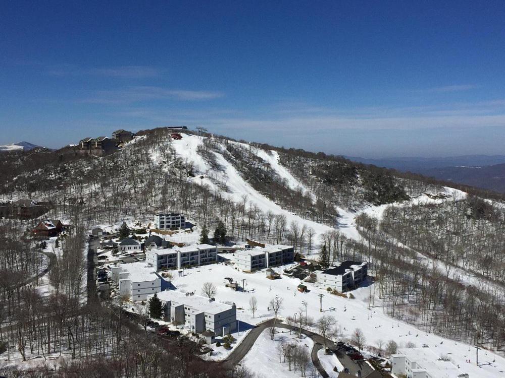 Hotel On top of the world at Sugar Top Resort - Image 1
