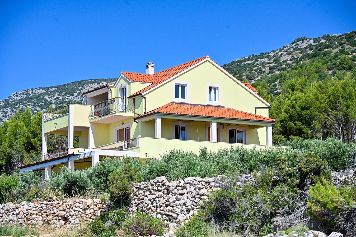 Villa Marin - 4 apartments view 3