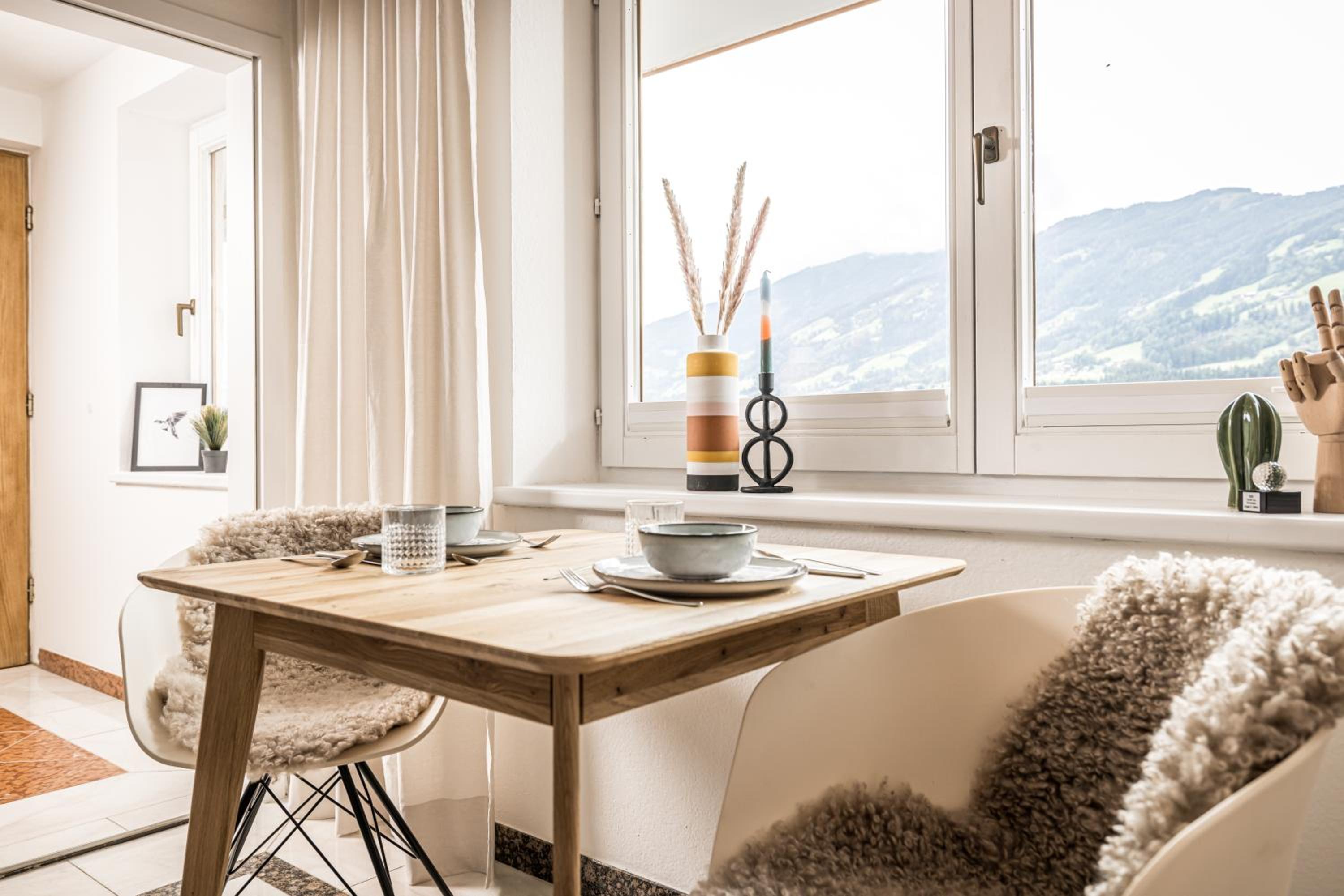 VIEW4TWO / Chalet-Apartment Zillertal