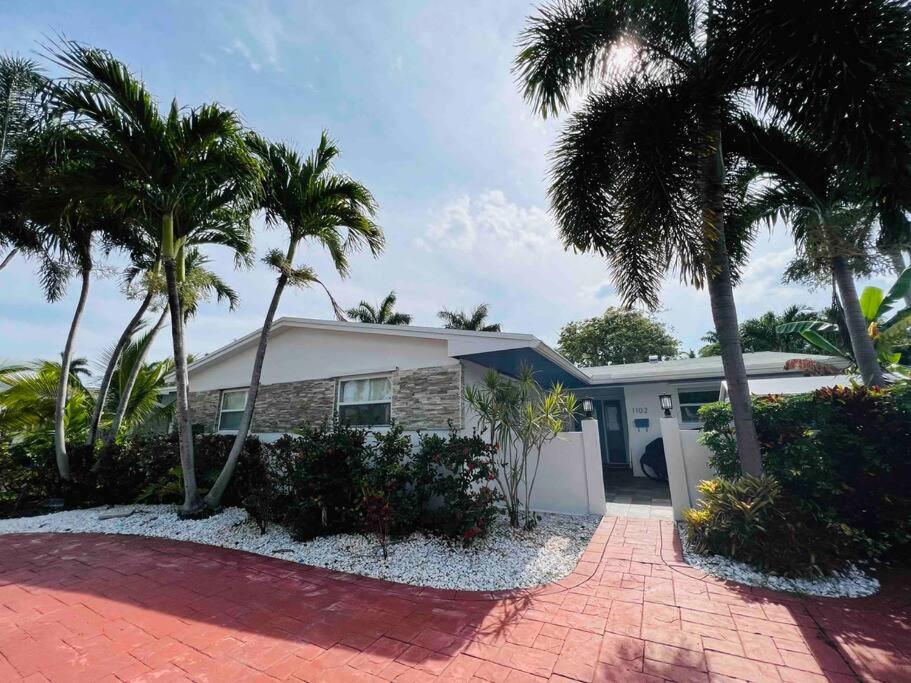 Hotel Designer Pool & Family Dream Home - Image 1