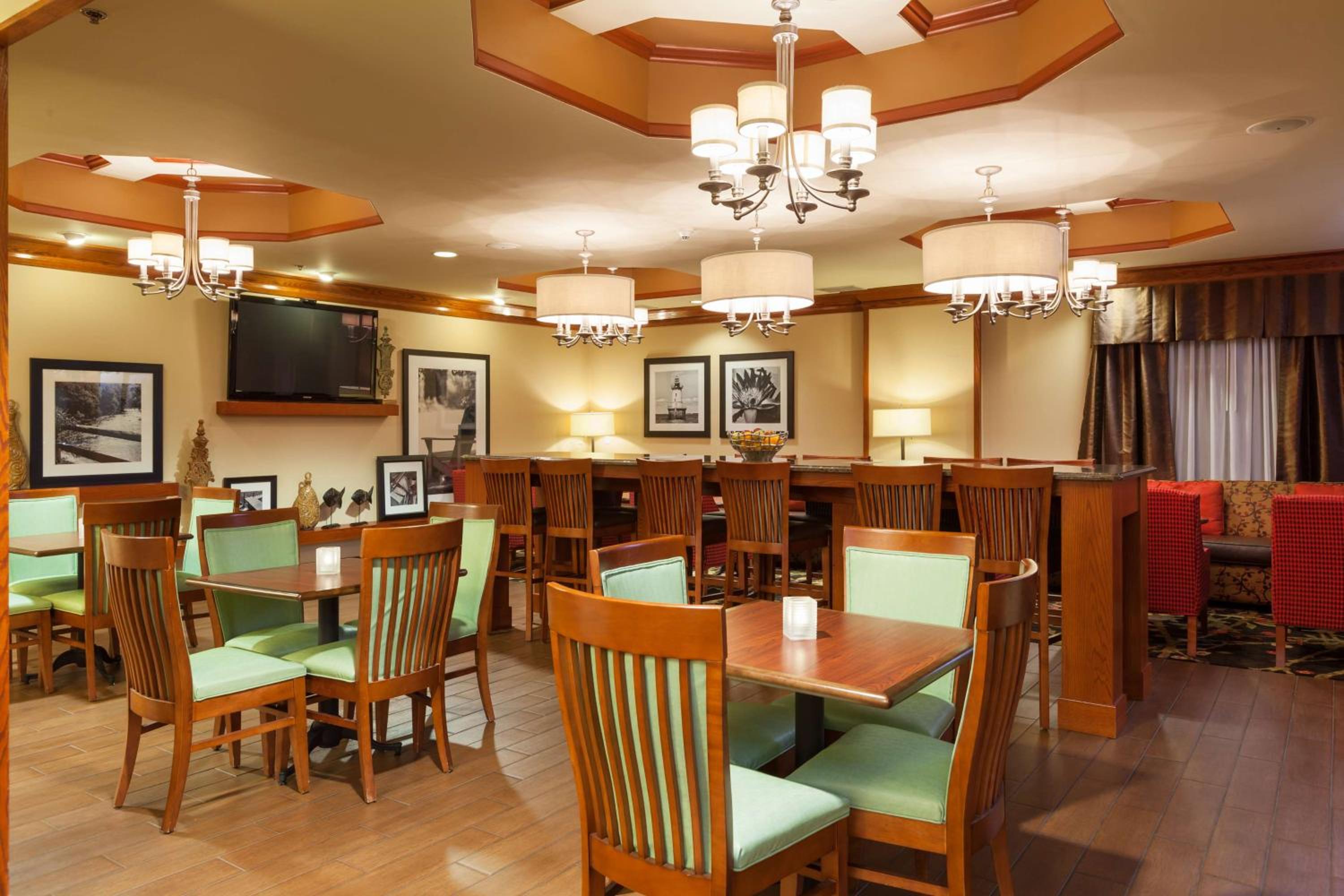 Elkton Vacations - Hampton Inn Elkton - Property Image 7