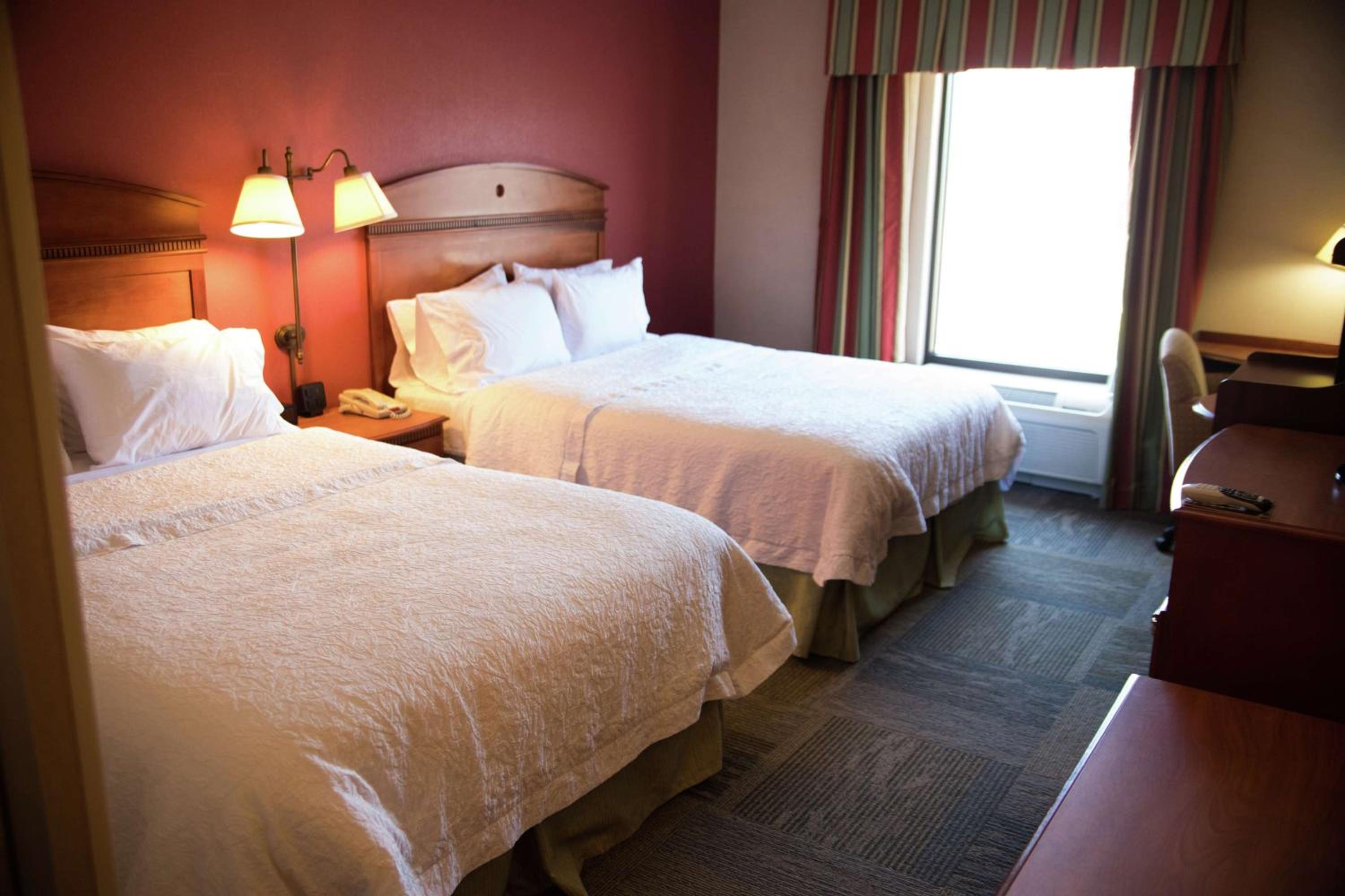 Mountain Home Vacations - Hampton Inn Mountain Home - Property Image 10