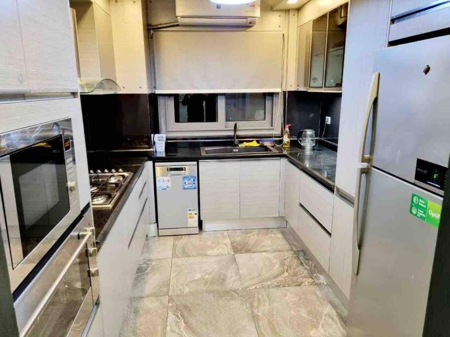 Apartment in tag sultan compound
