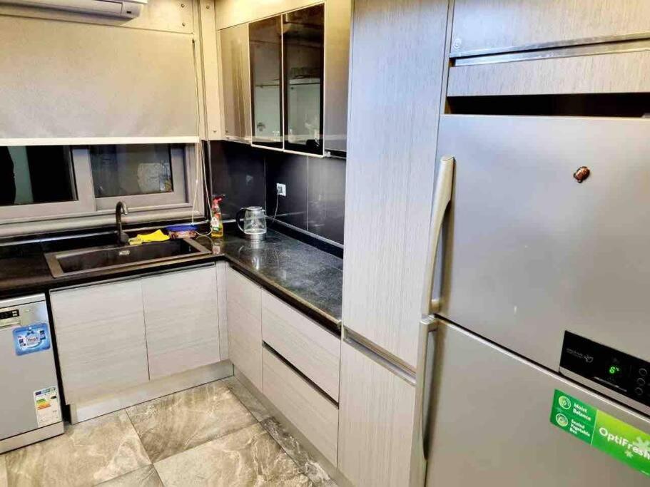 Apartment in tag sultan compound