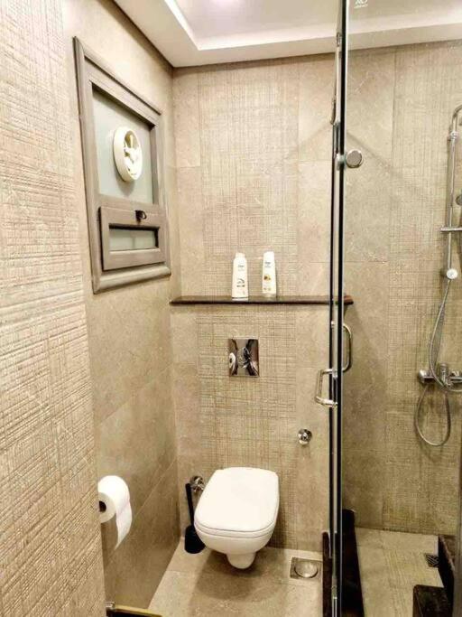Apartment in tag sultan compound