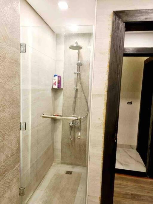 Apartment in tag sultan compound