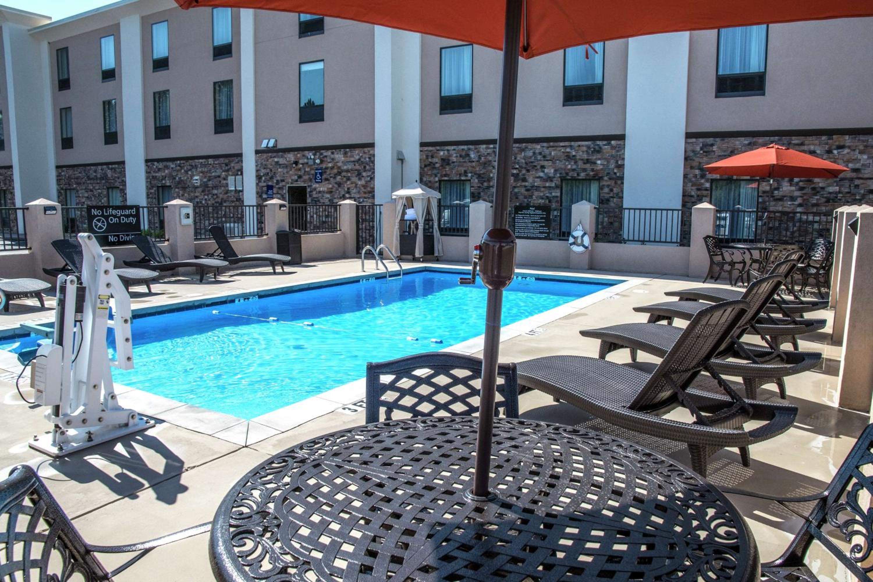Anderson Vacations - Hampton Inn Hartwell Ga - Property Image 5