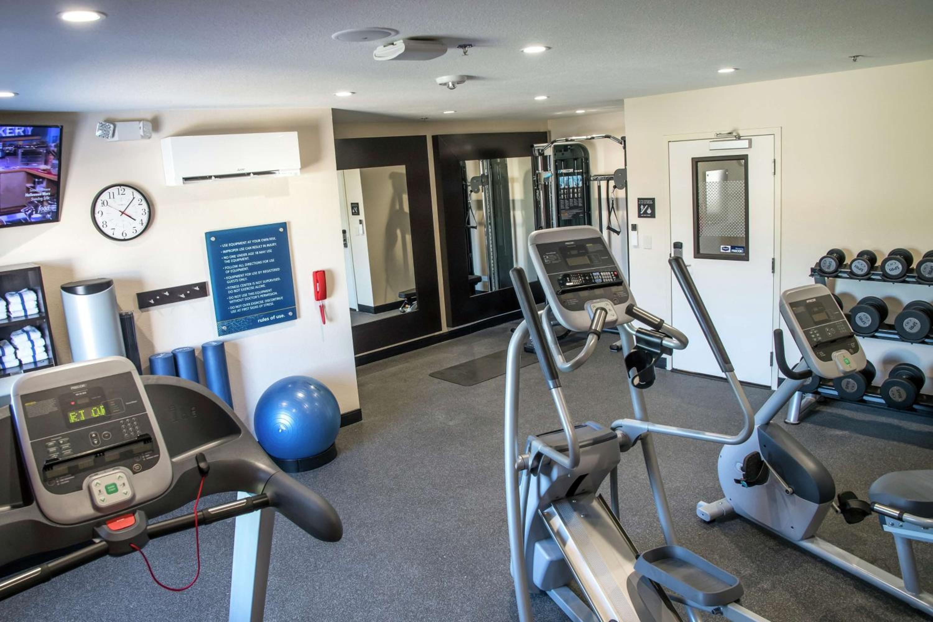 Hampton Inn Hartwell Ga - Property Image 11