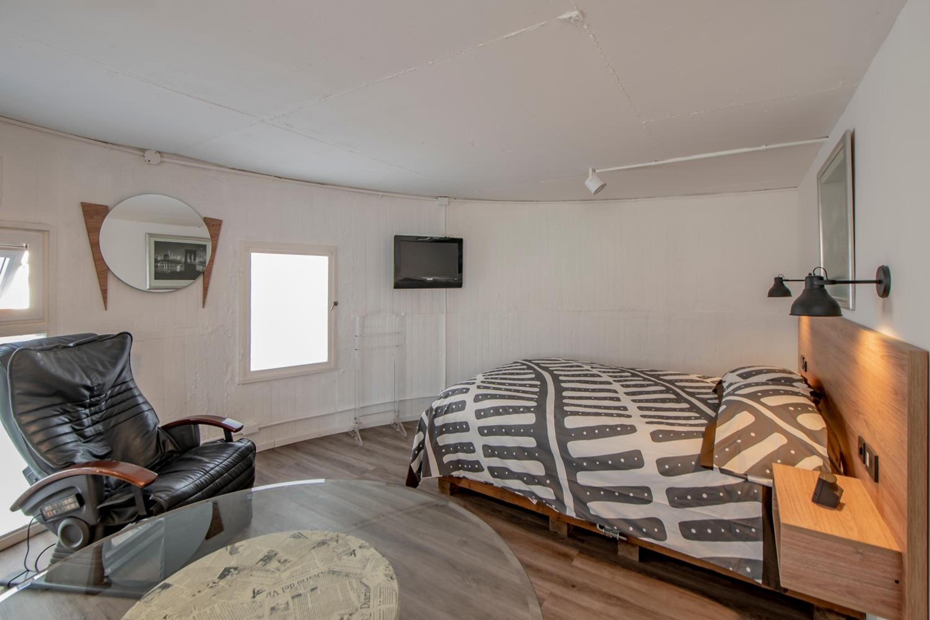 A Palemro Hollywood Loft Premium