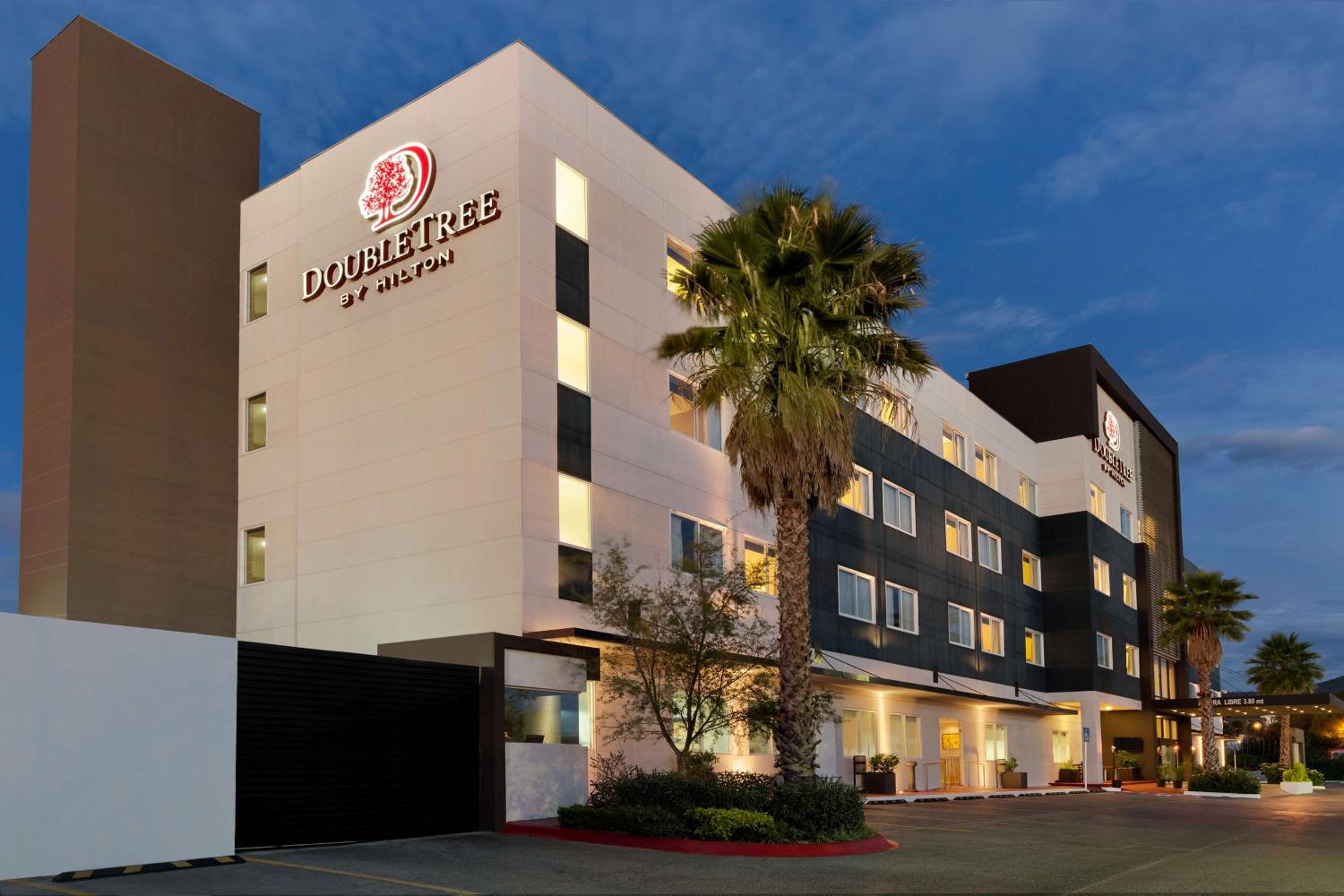Hotel DoubleTree by Hilton Queretaro - Image 1