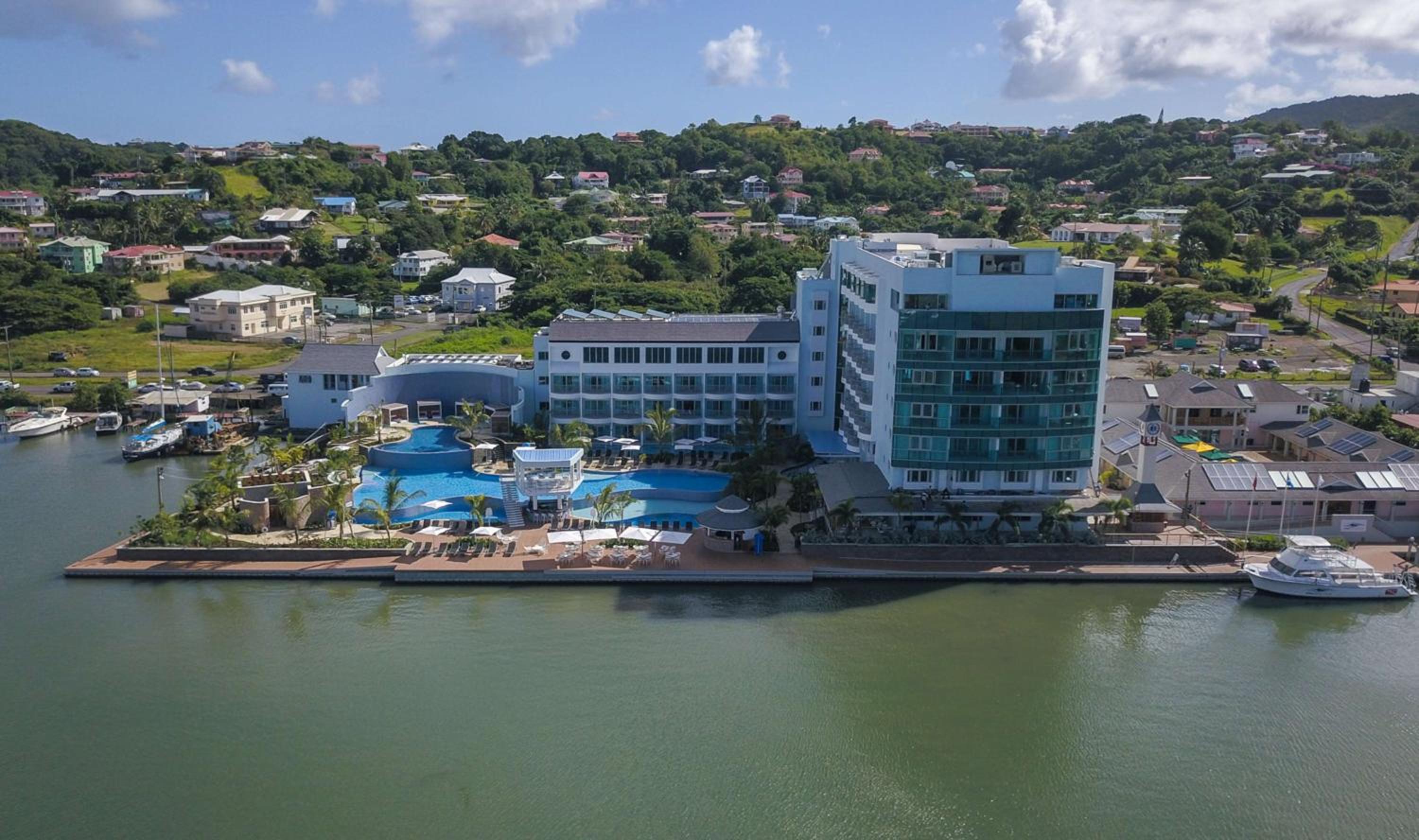 Harbor Club St Lucia, Curio Collection by Hilton - hotel in Rodney Bay, Gros Islet Hwy, Gros Islet