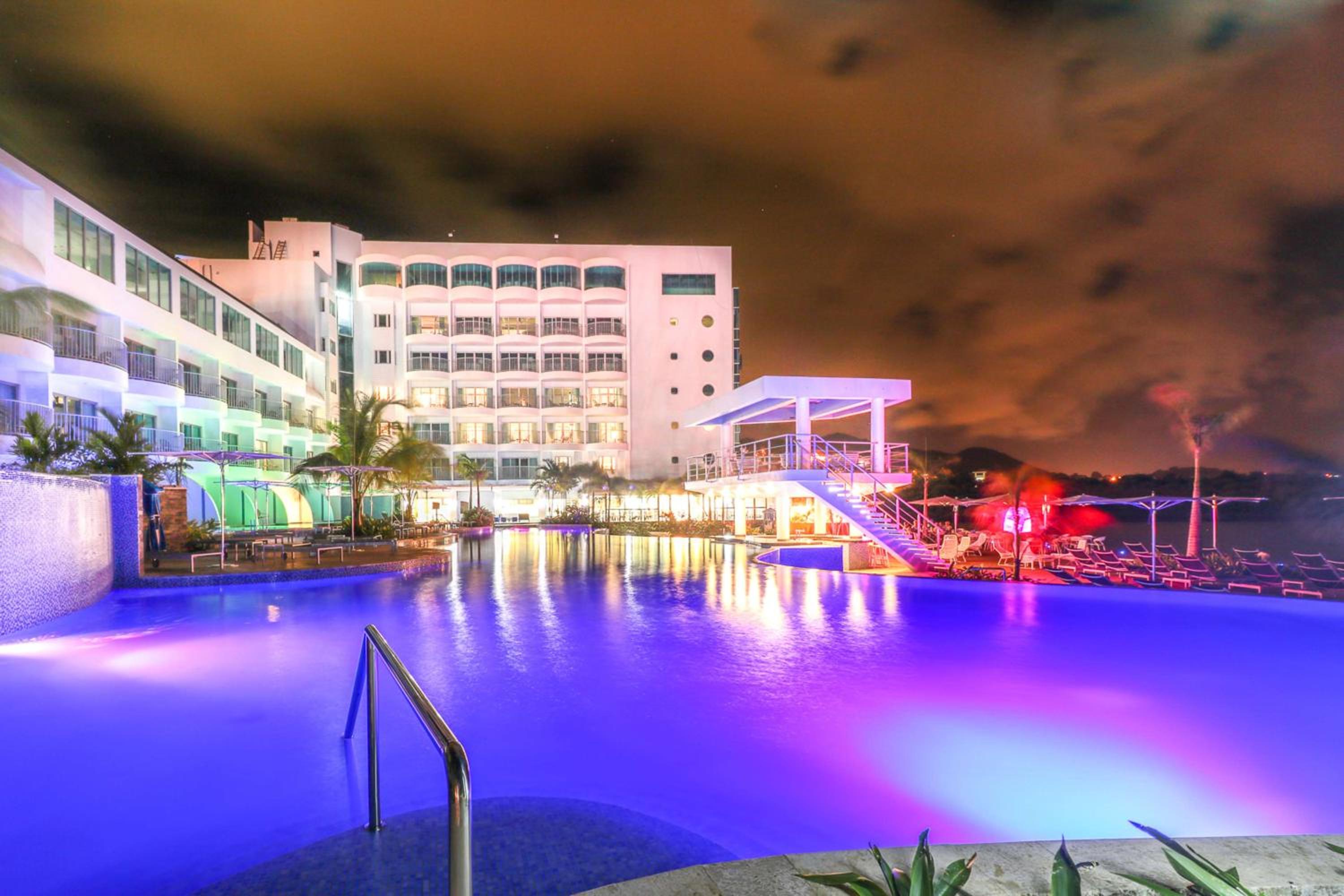 Harbor Club St Lucia, Curio Collection by Hilton - Photo 52