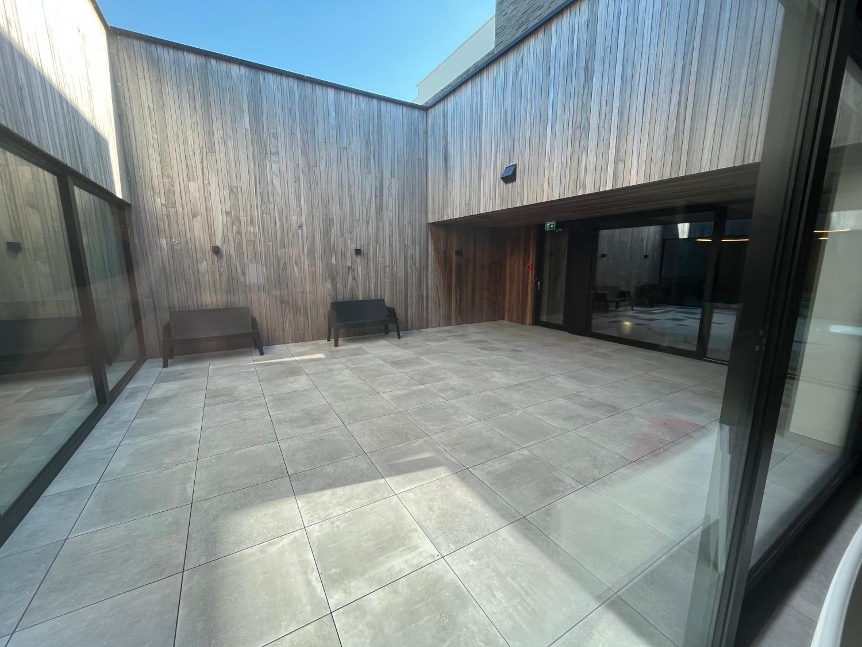 Design Apartment with 60m² terrace - heated inside pool and wellness facilities - very close to the beach view 4