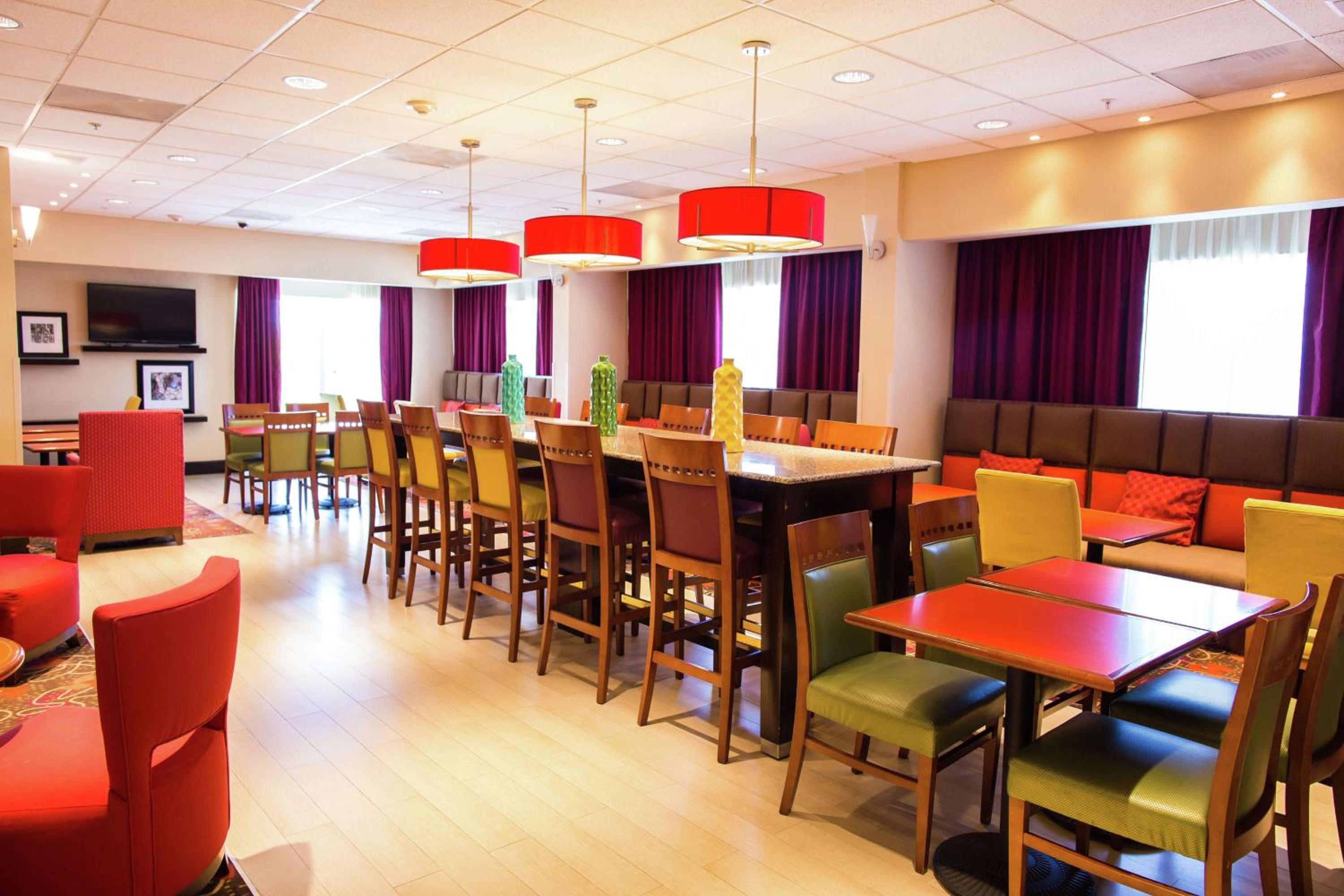 Torreon Vacations - Hampton Inn Torreon Airport-Galerias - Property Image 4
