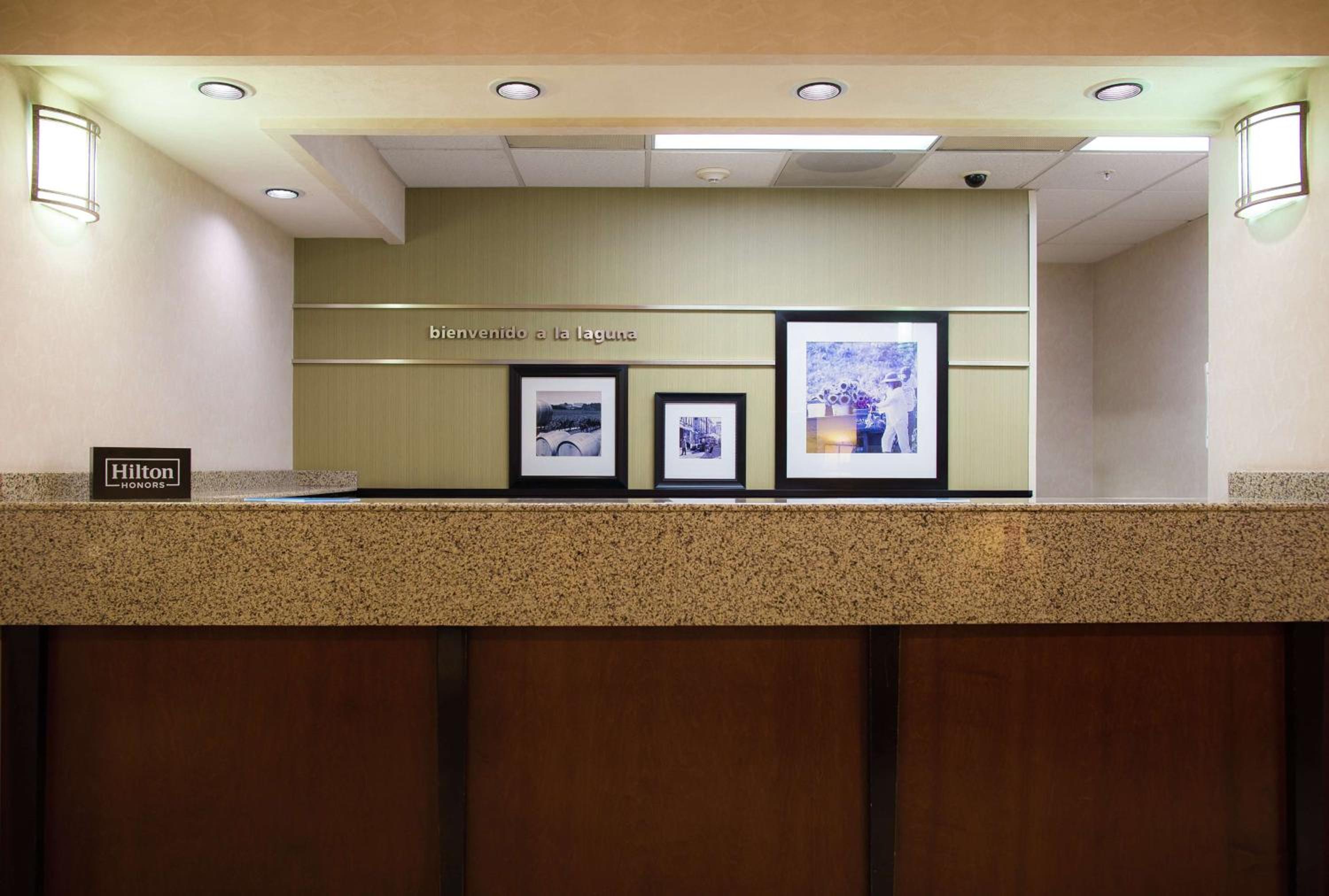 Torreon Vacations - Hampton Inn Torreon Airport-Galerias - Property Image 3