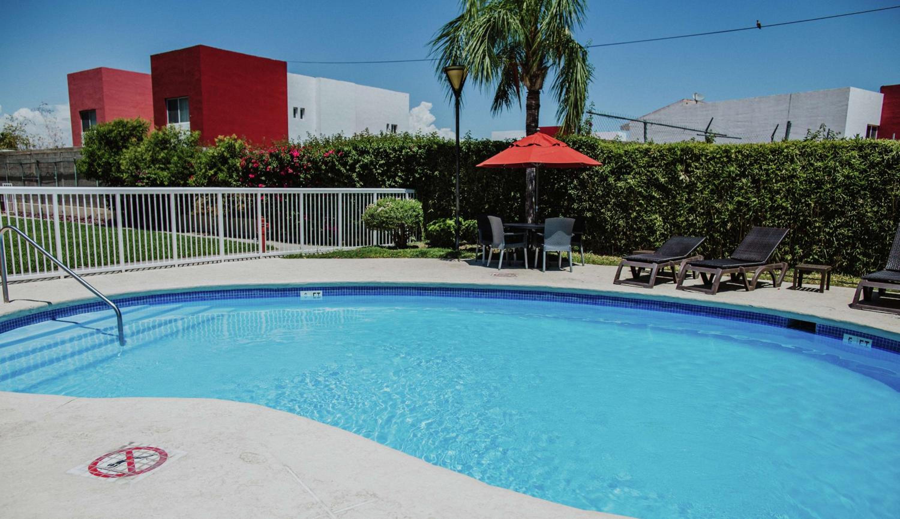Torreon Vacations - Hampton Inn Torreon Airport-Galerias - Property Image 2