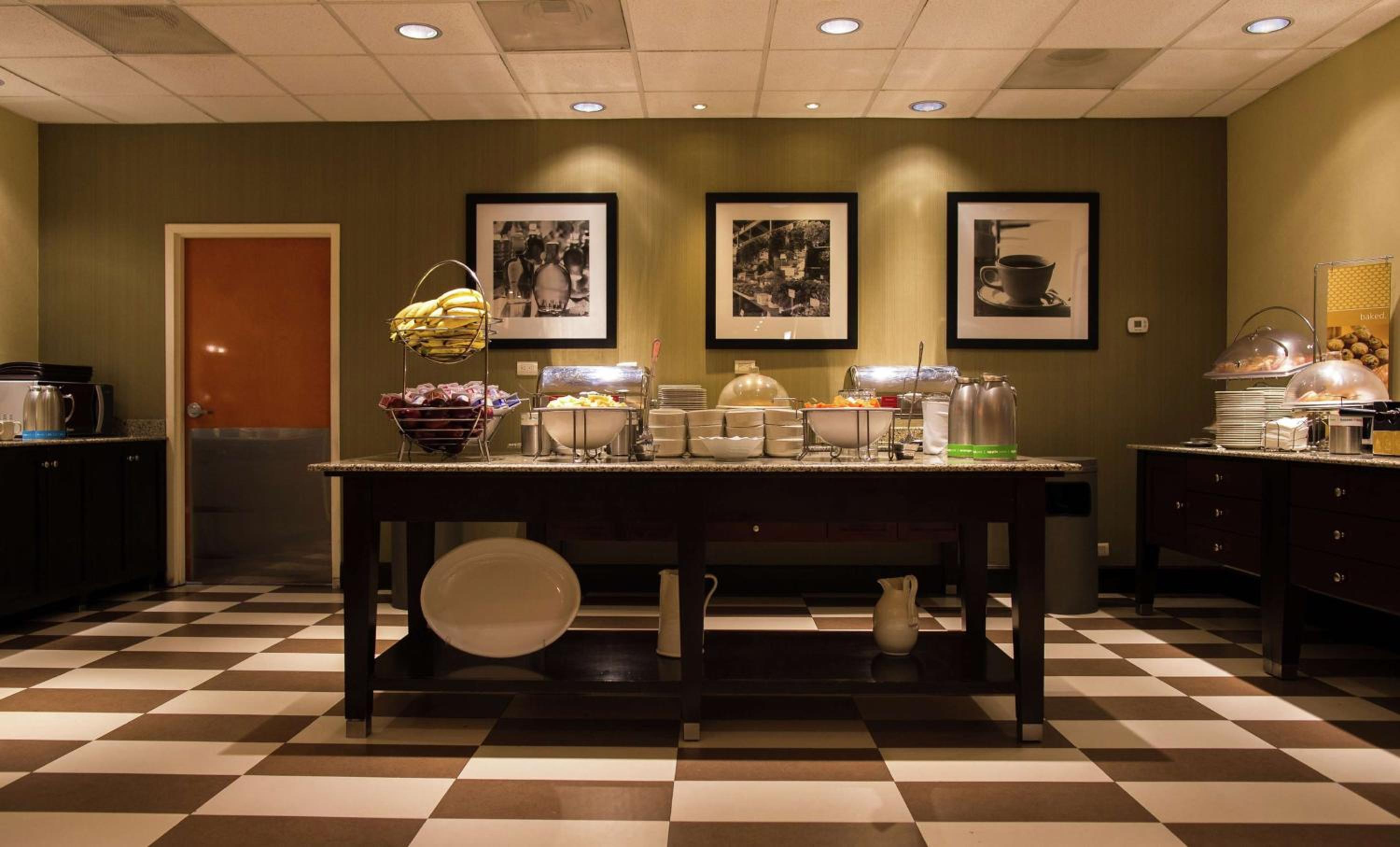 Torreon Vacations - Hampton Inn Torreon Airport-Galerias - Property Image 3