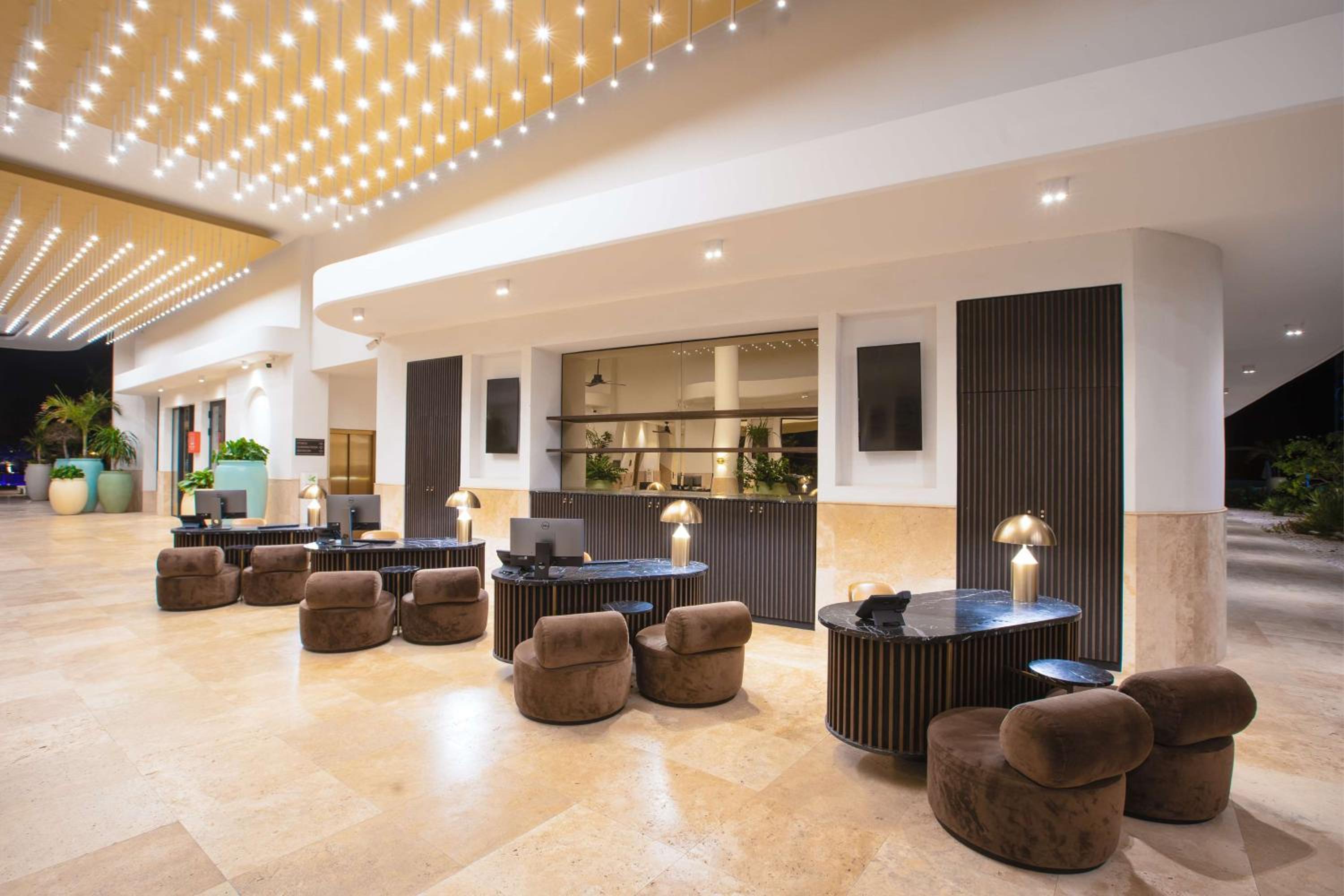 Mangrove Beach Corendon Curacao All-Inclusive Resort, Curio by Hilton - Photo 10