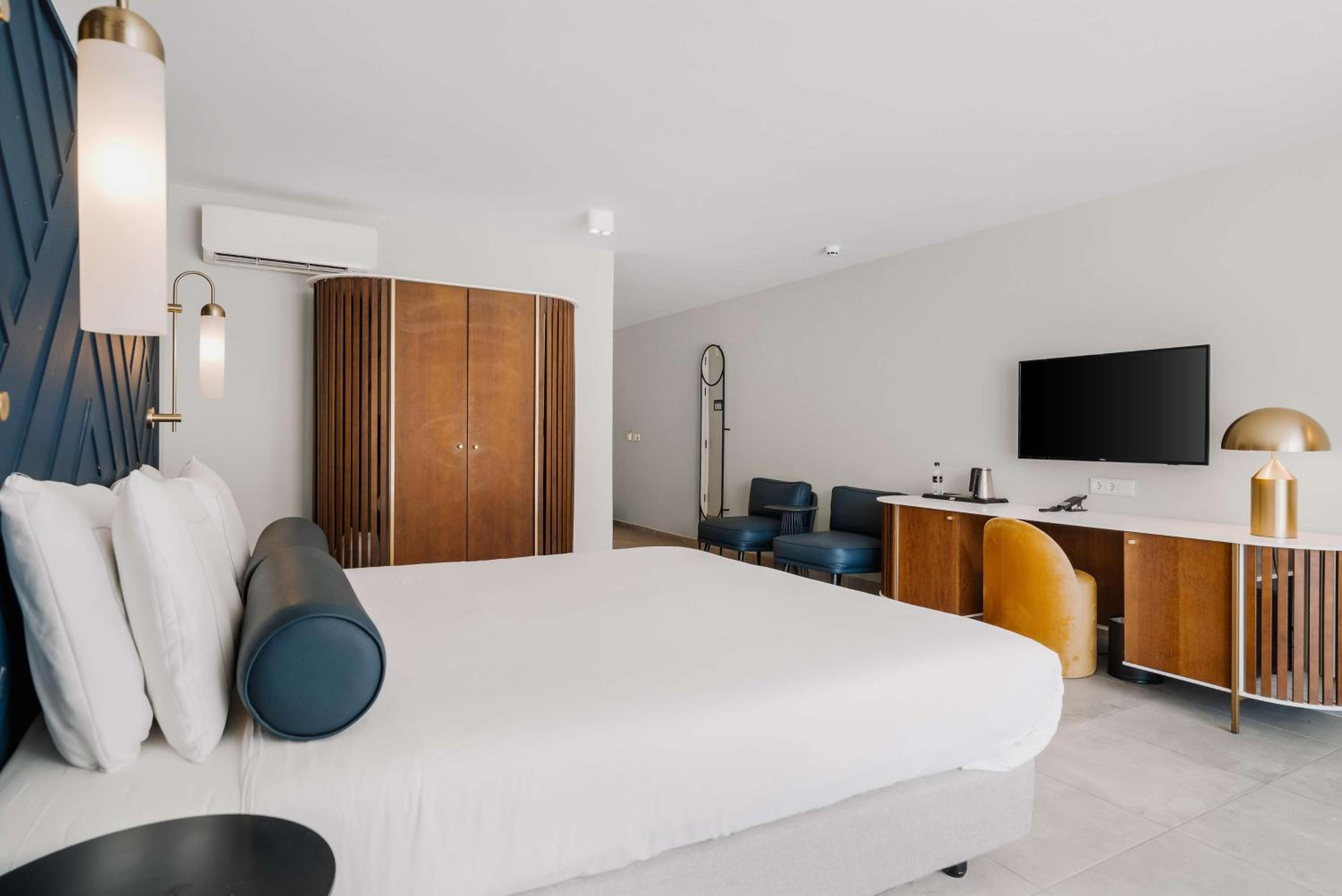 Mangrove Beach Corendon Curacao All-Inclusive Resort, Curio by Hilton - Photo 61