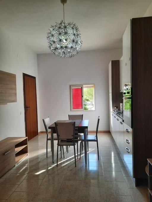 Appartamento in villa con pineta view 2