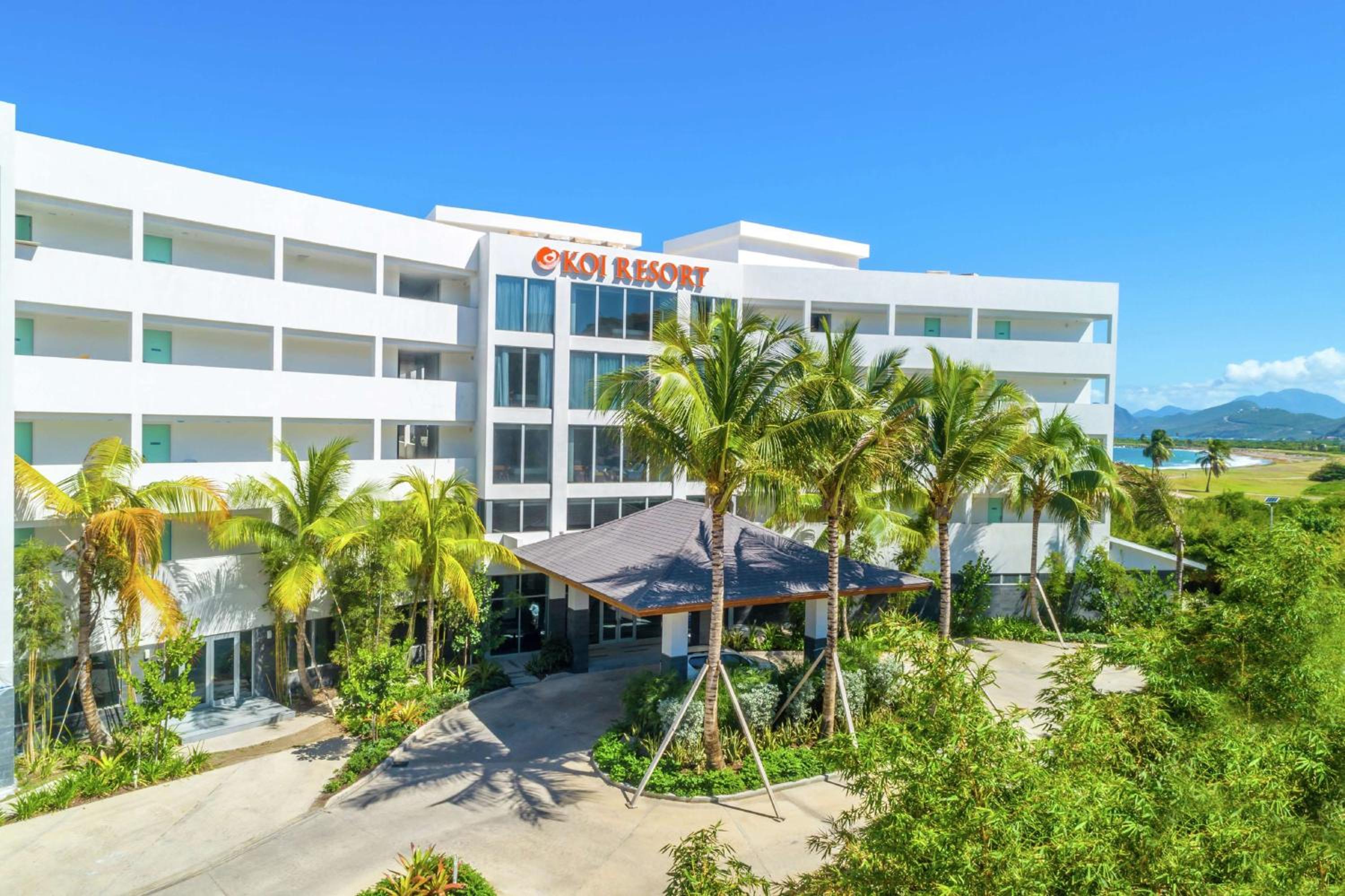 Koi Resort Saint Kitts, Curio Collection by Hilton - Photo 11
