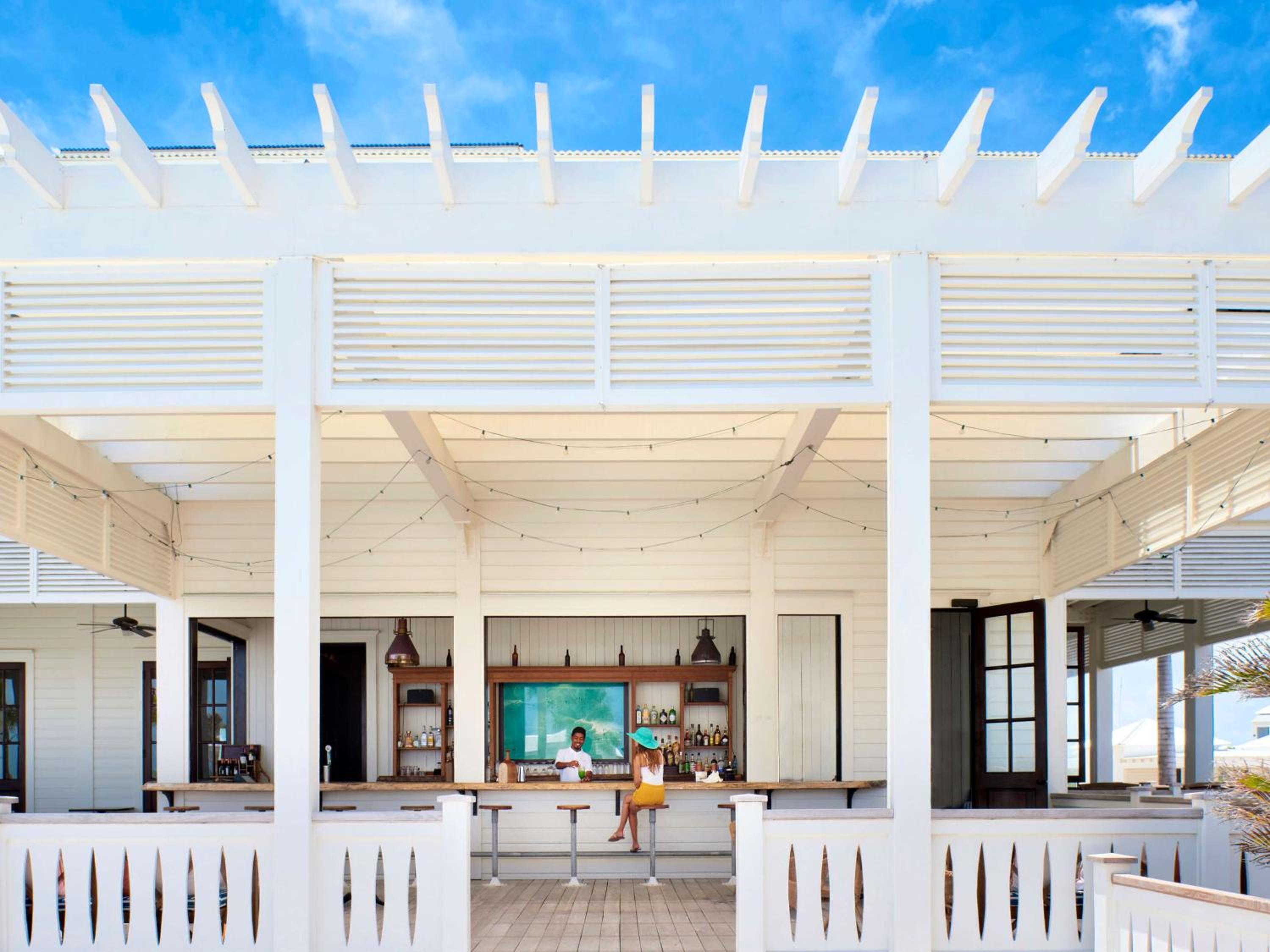 Mahogany Bay Resort and Beach Club, Curio Collection