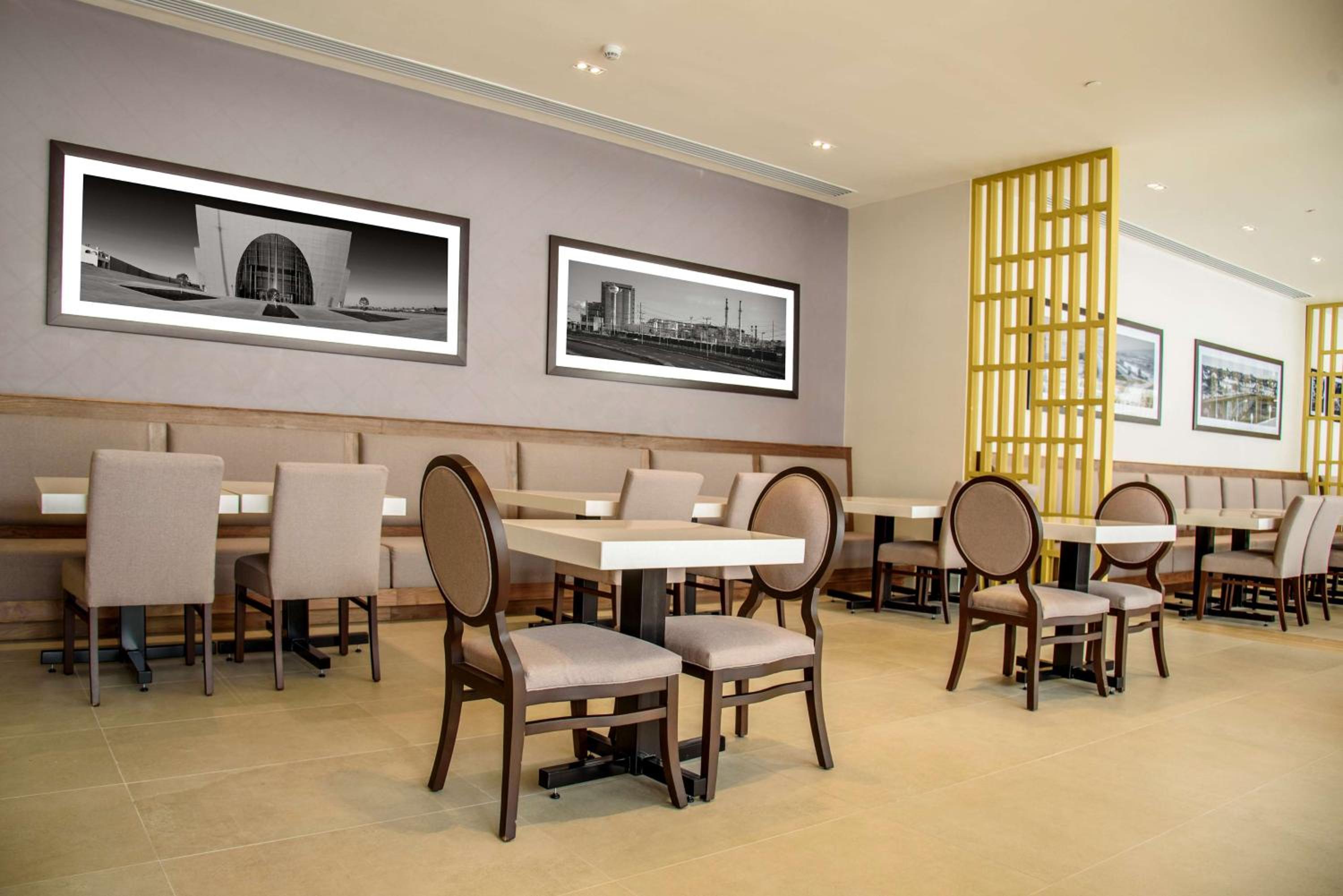 Eagle Pass Vacations - Hampton Inn Piedras Negras - Property Image 5
